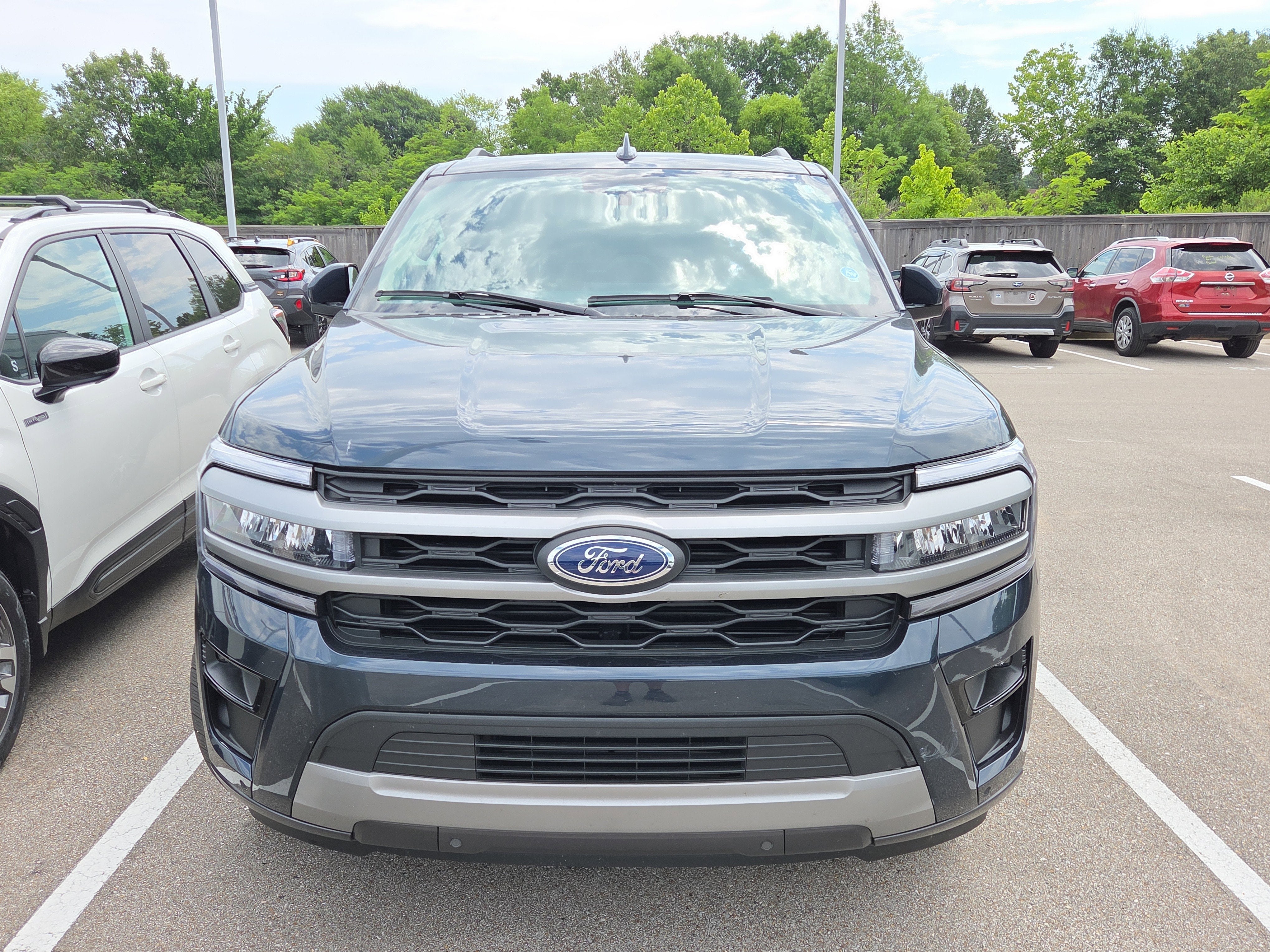2024 Ford Expedition XLT