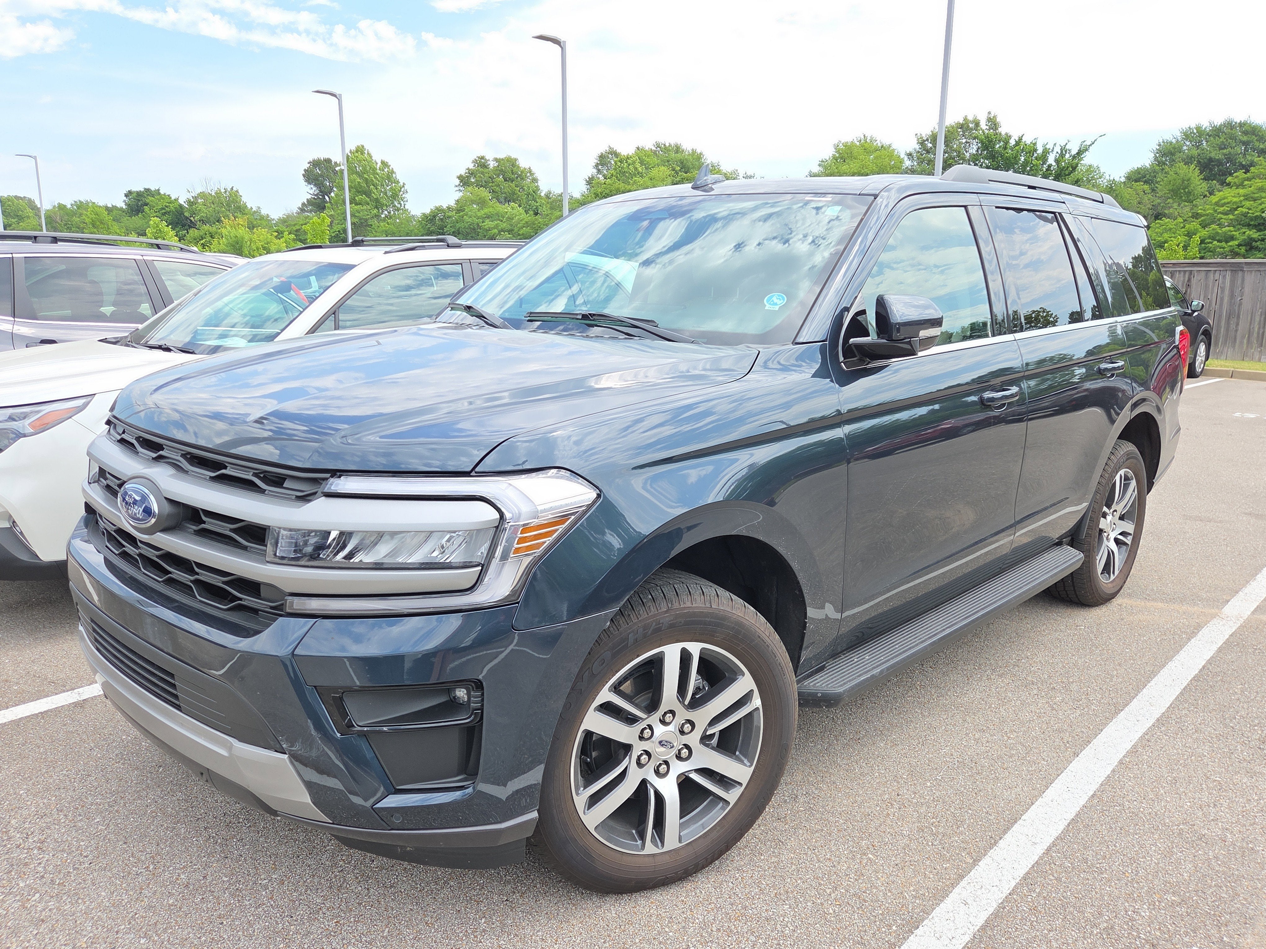 2024 Ford Expedition XLT