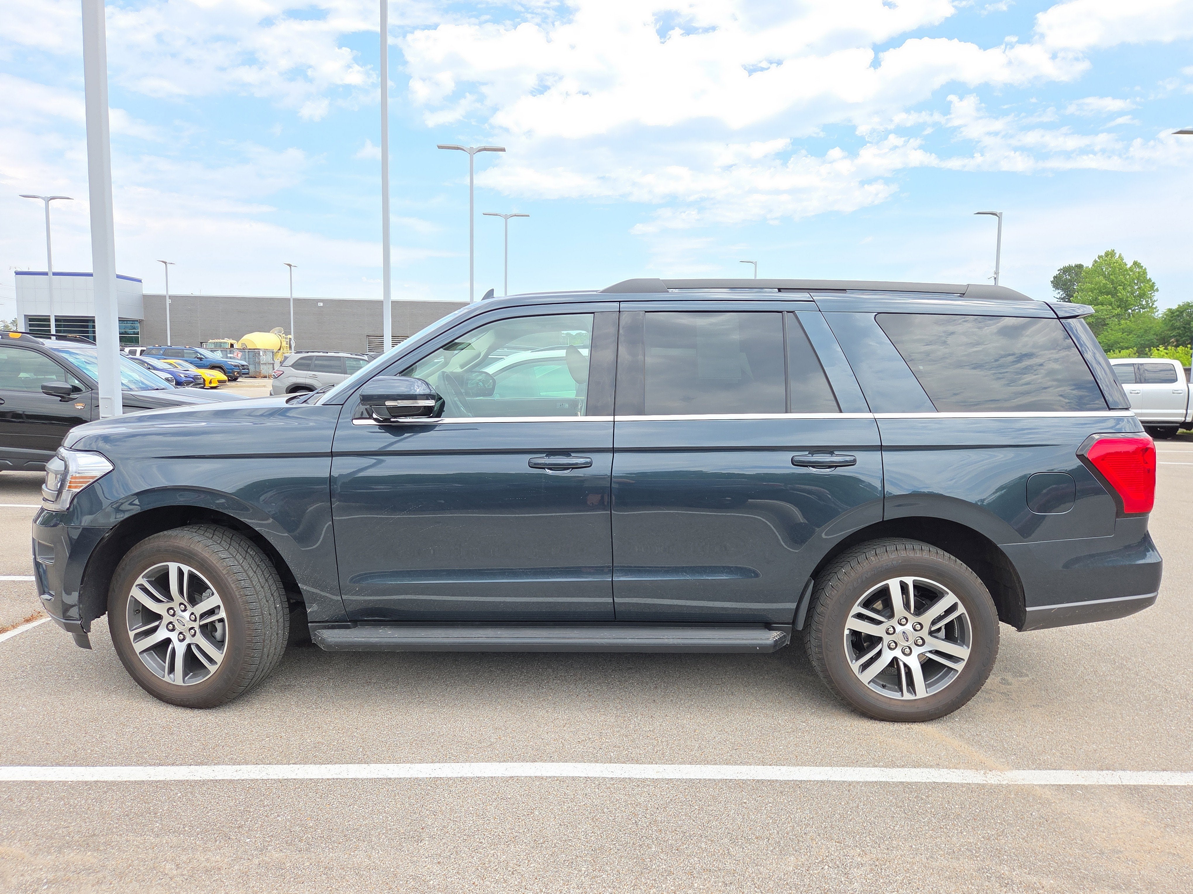 2024 Ford Expedition XLT