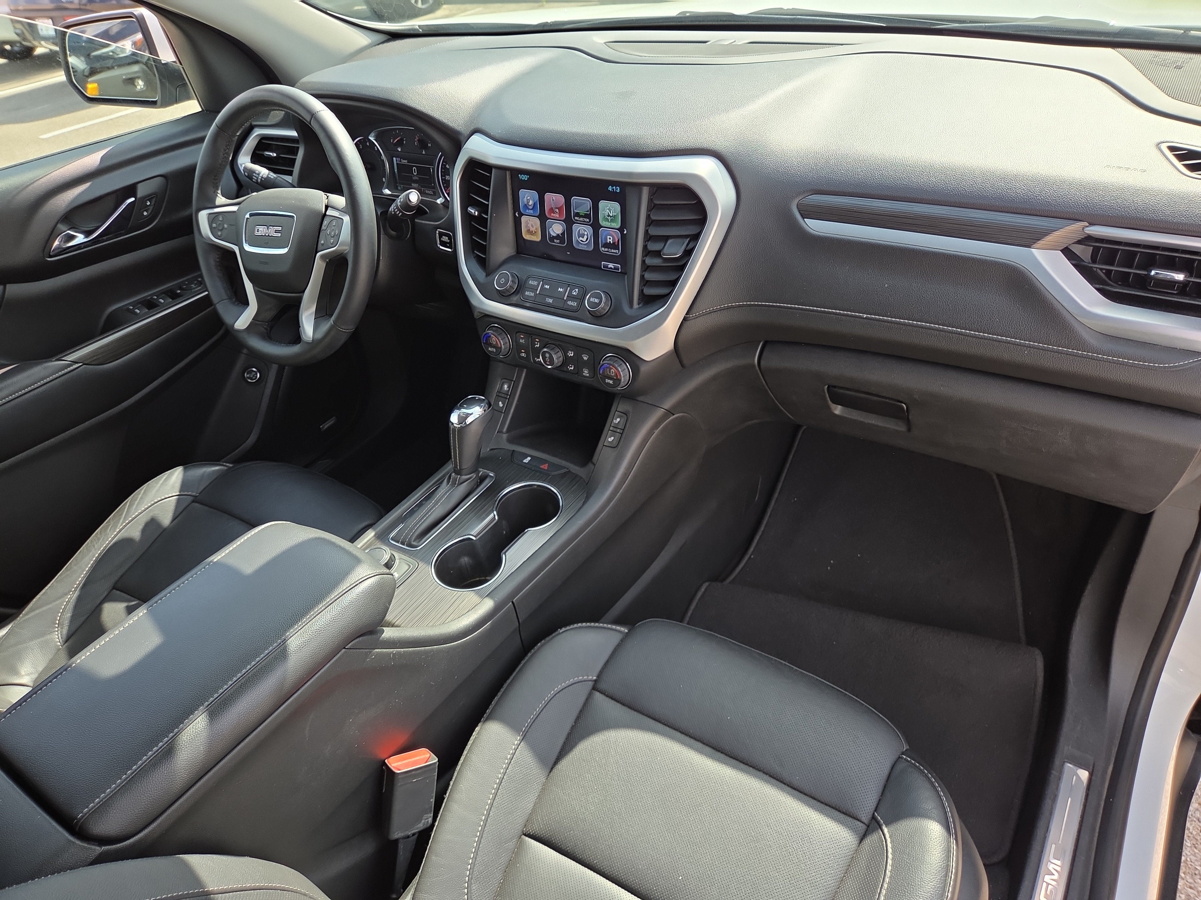 2017 GMC Acadia SLT