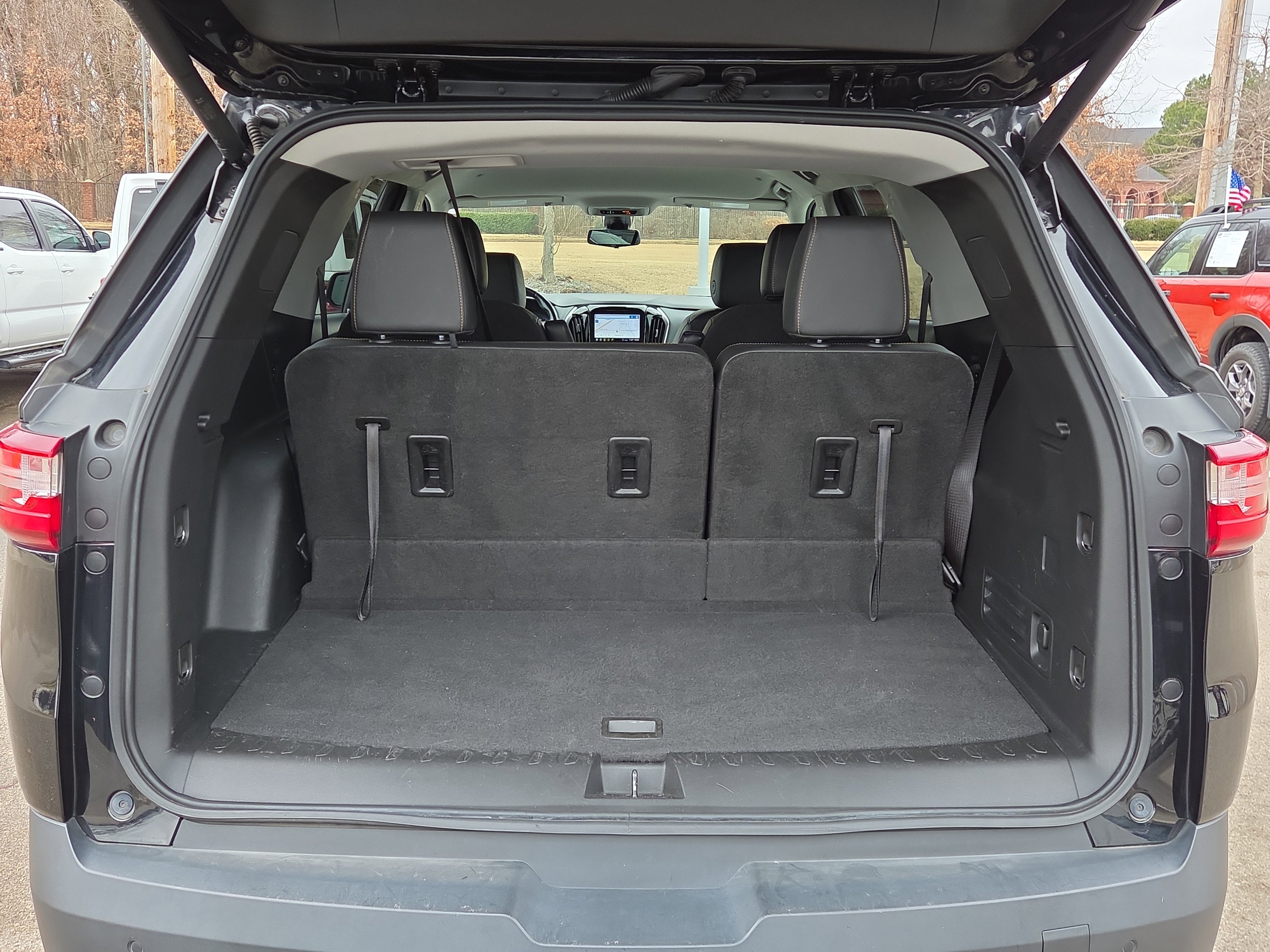 2021 Chevrolet Traverse LT Leather