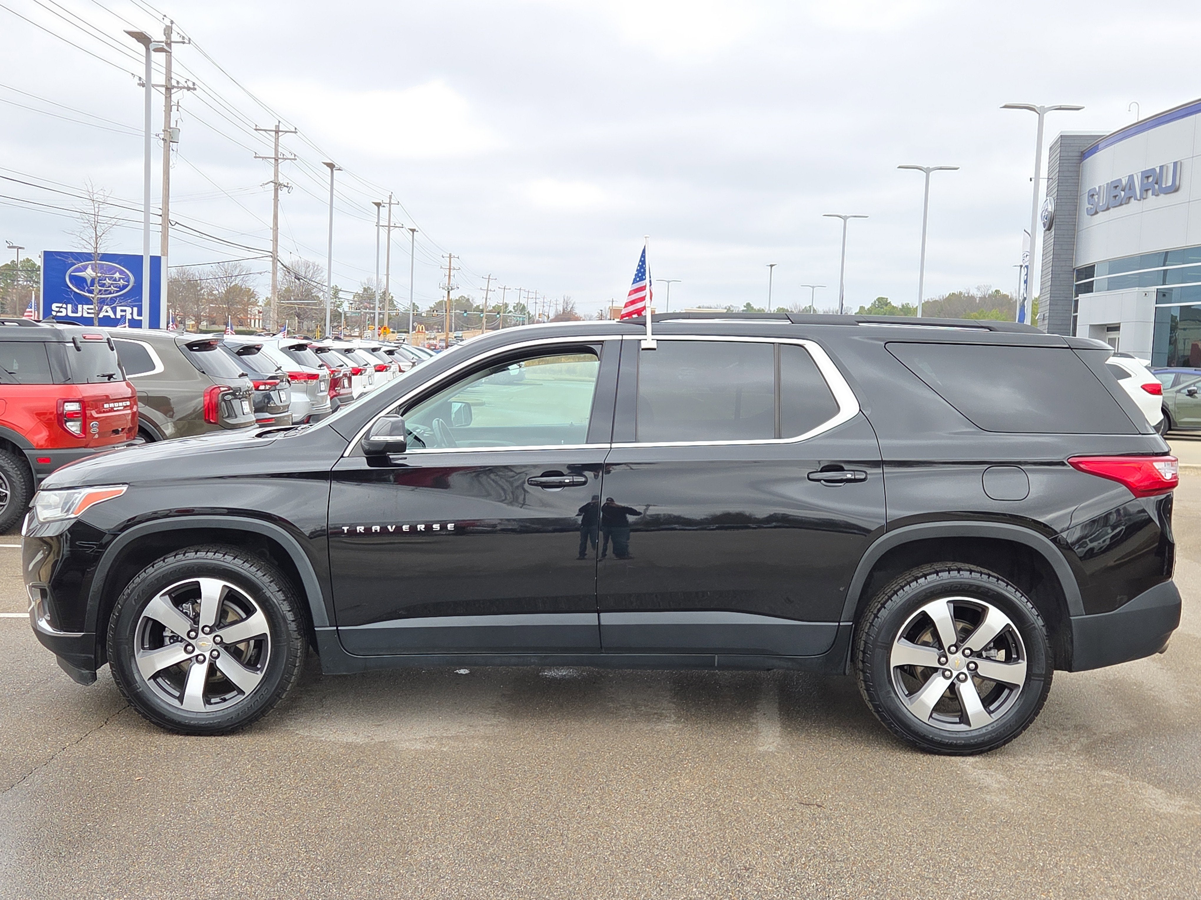 2021 Chevrolet Traverse LT Leather