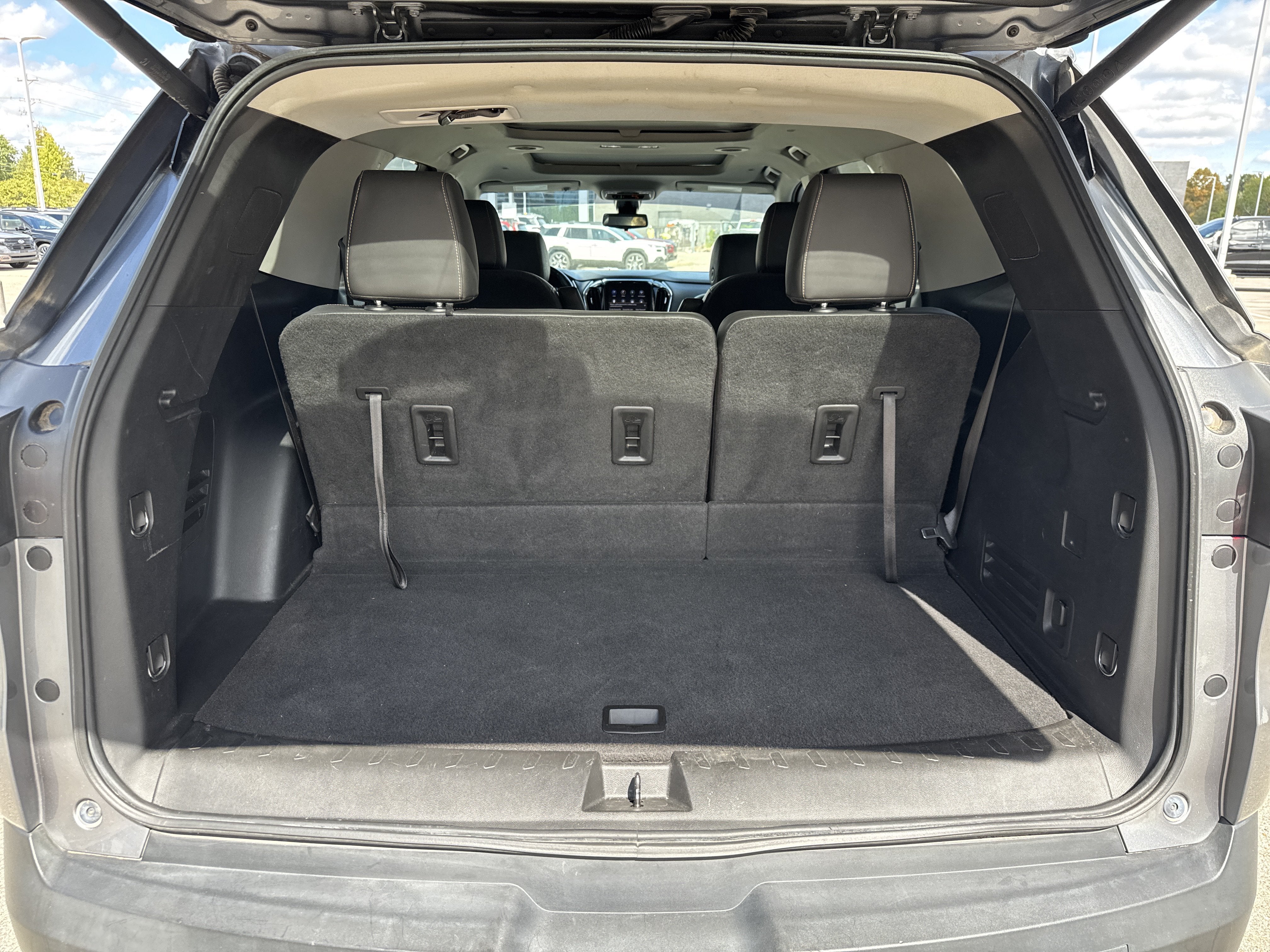 2021 Chevrolet Traverse RS