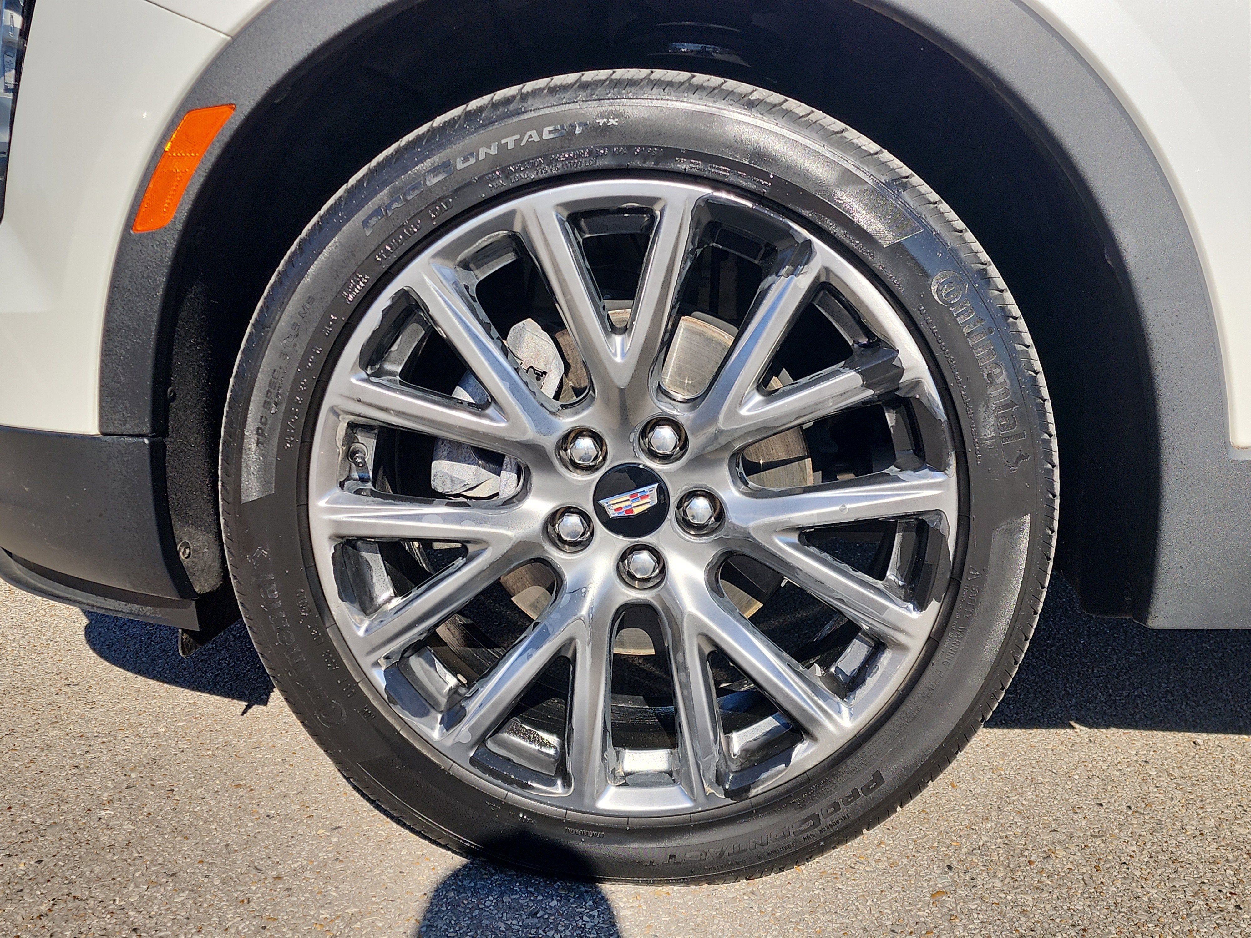 2019 Cadillac XT4 AWD Premium Luxury