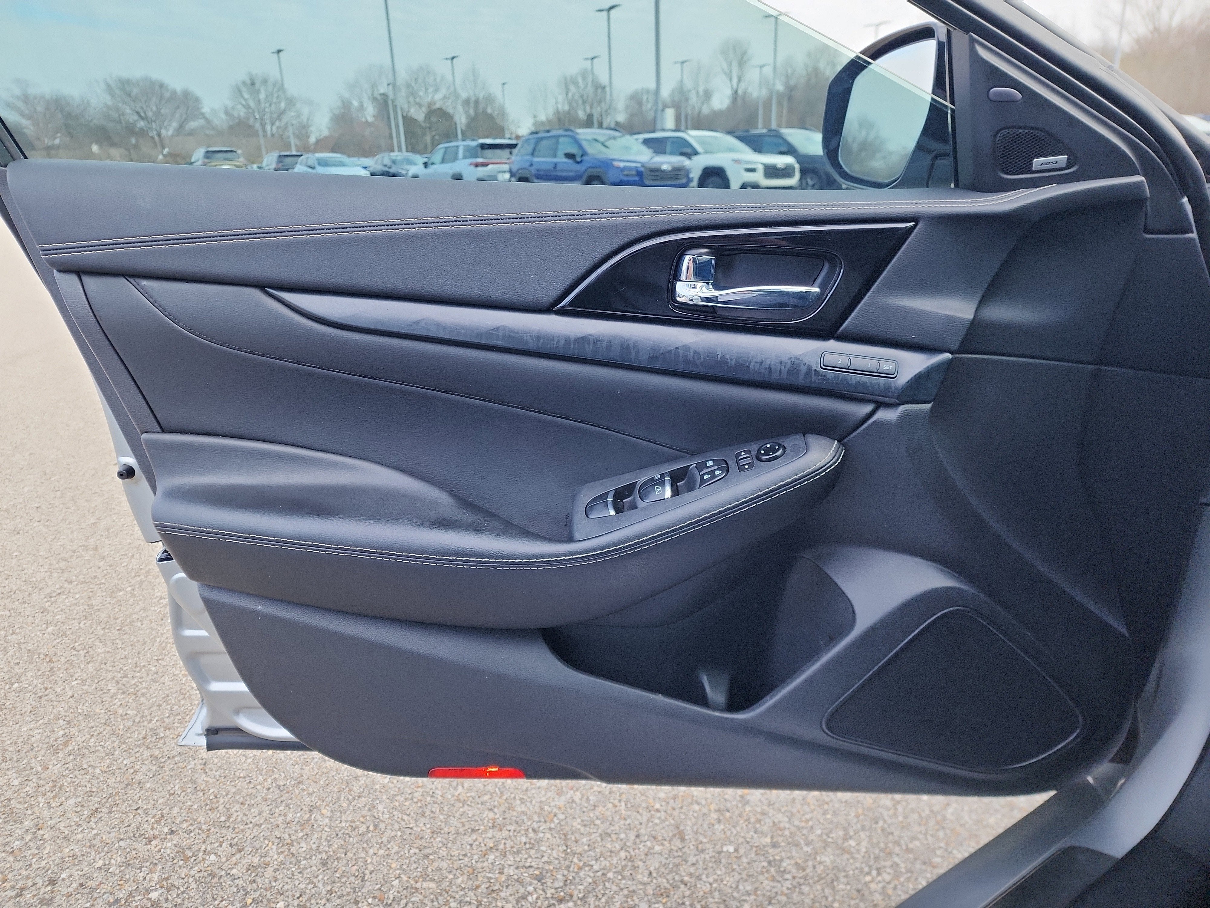 2023 Nissan Maxima Platinum