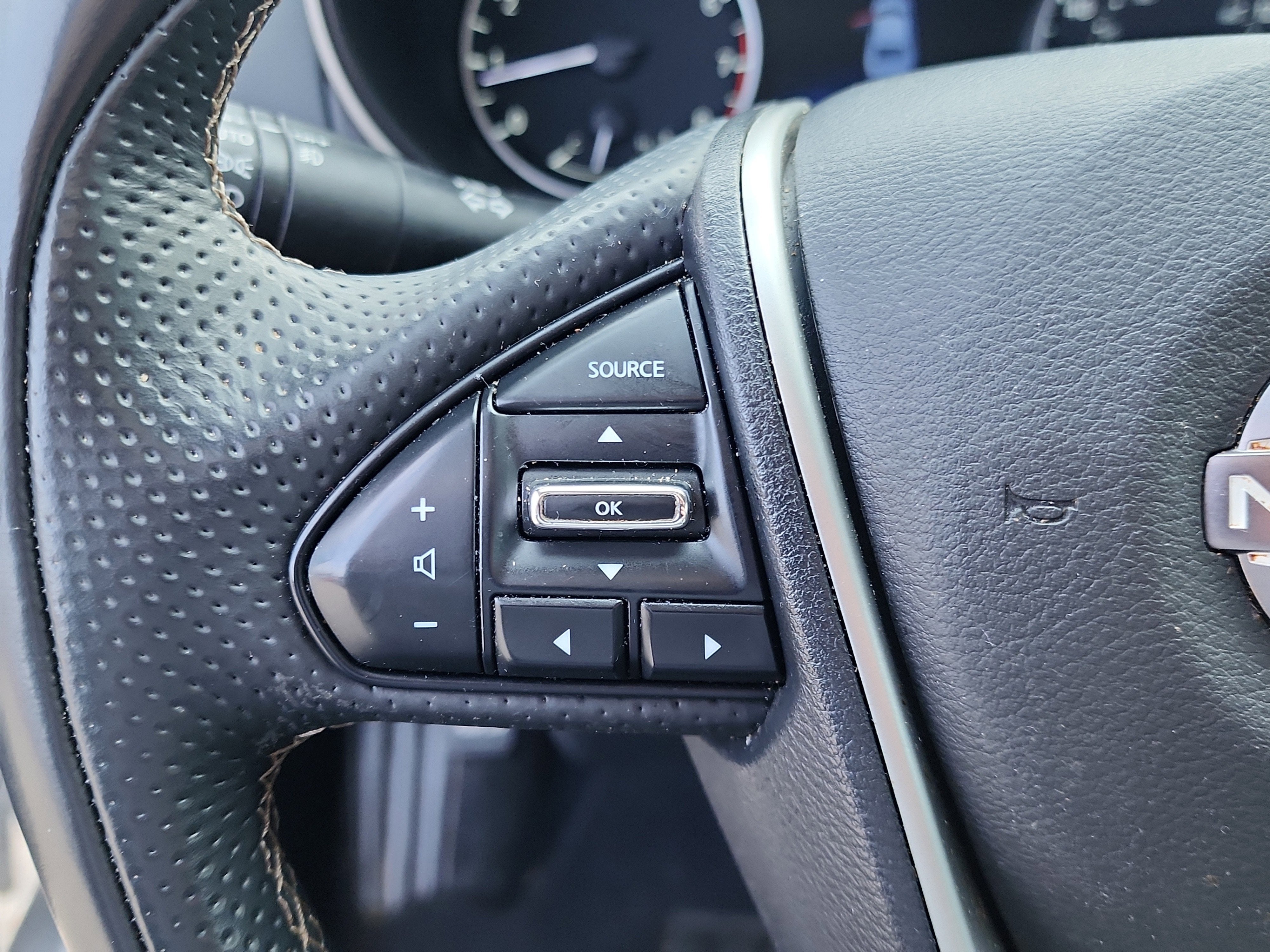 2023 Nissan Maxima Platinum