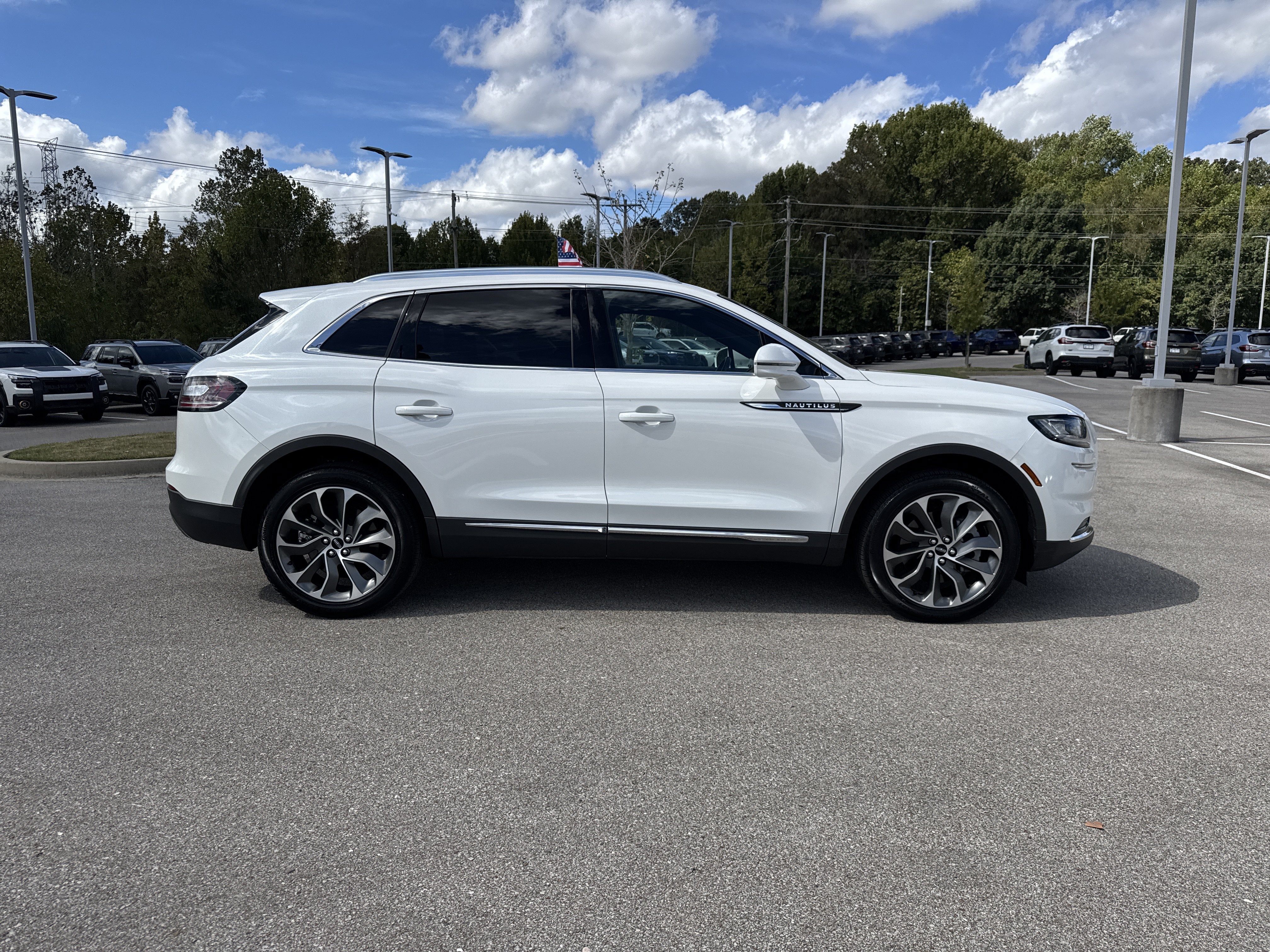 2023 Lincoln Nautilus Reserve