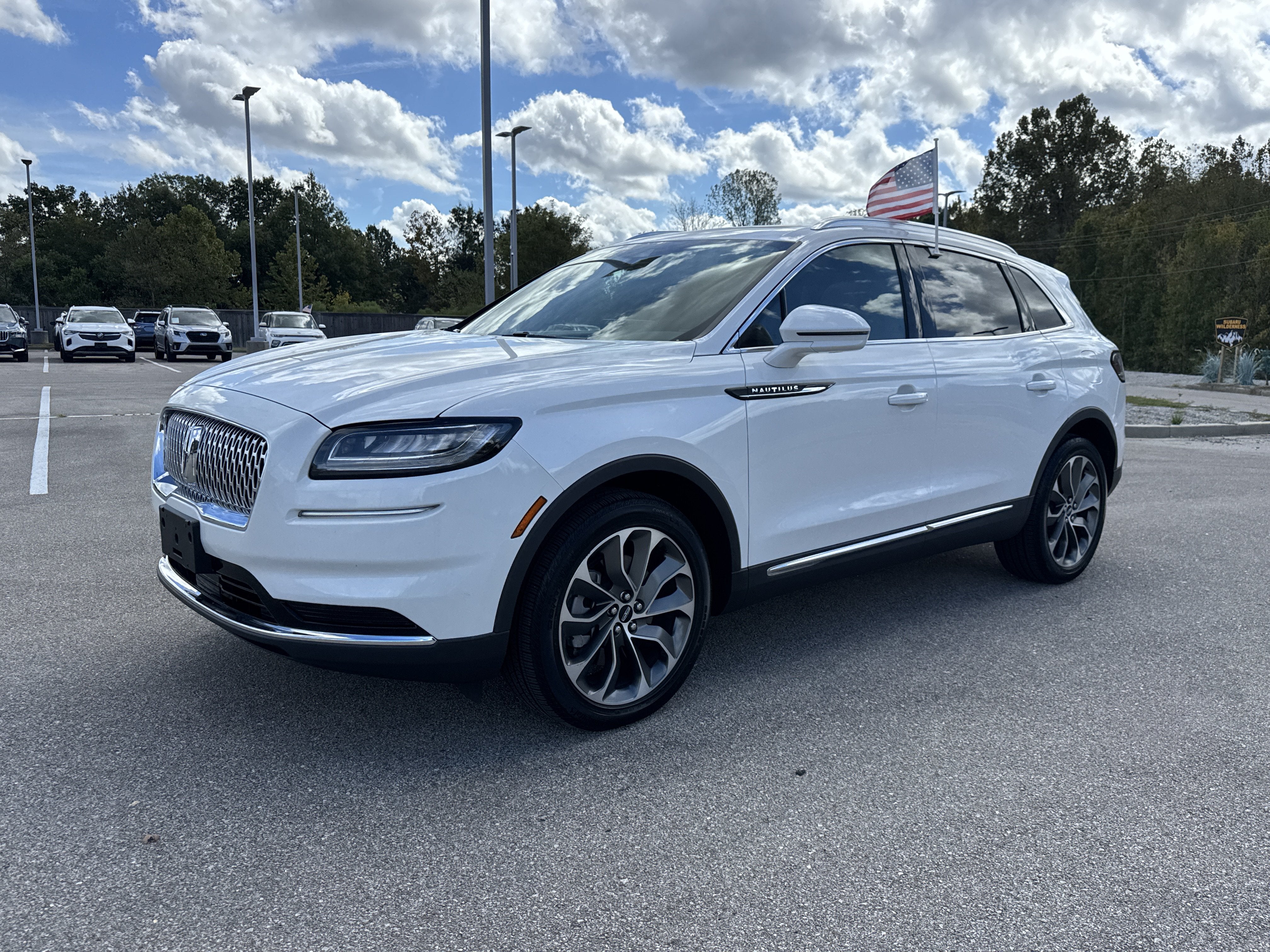2023 Lincoln Nautilus Reserve