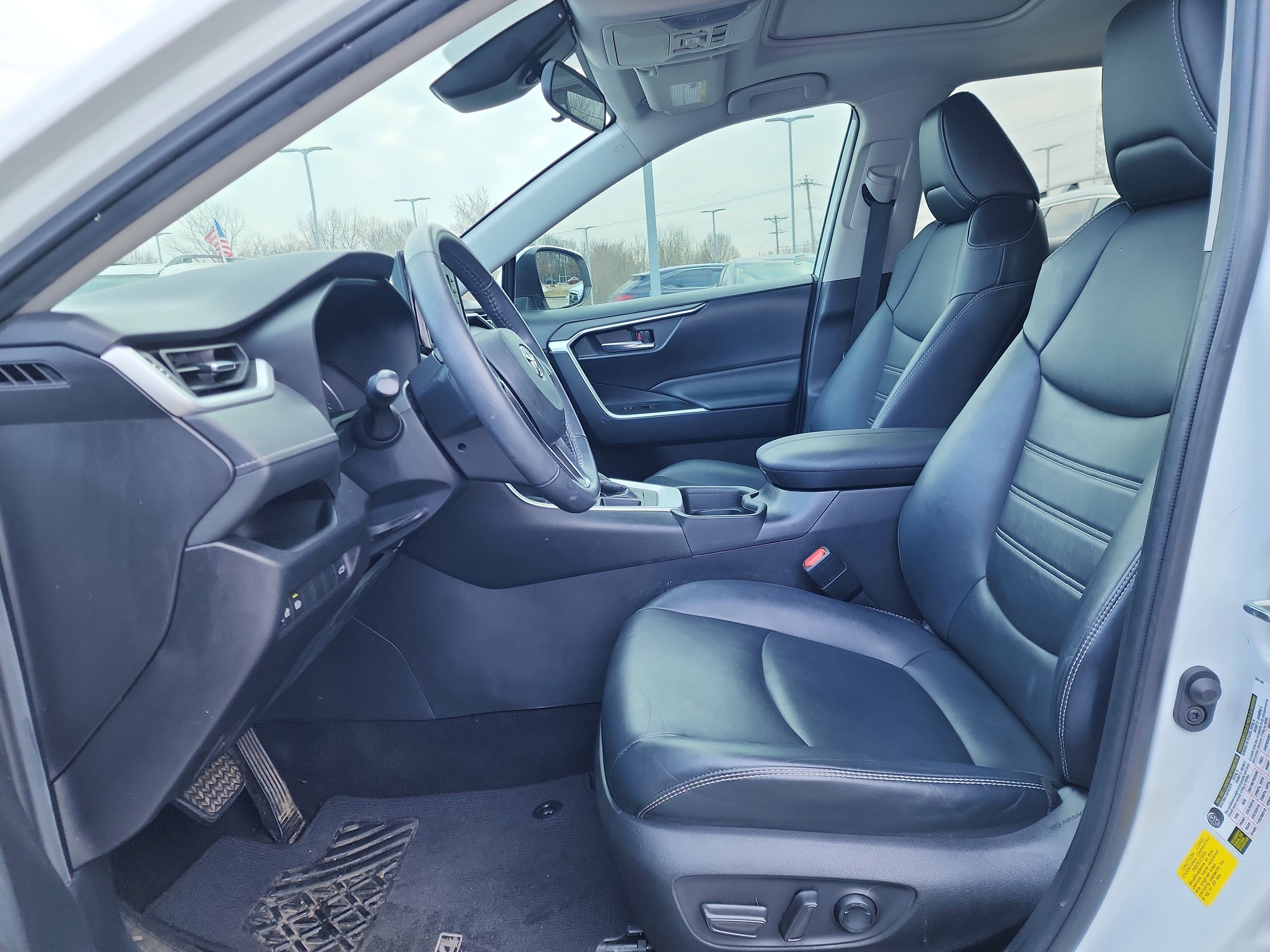 2020 Toyota RAV4 XLE Premium