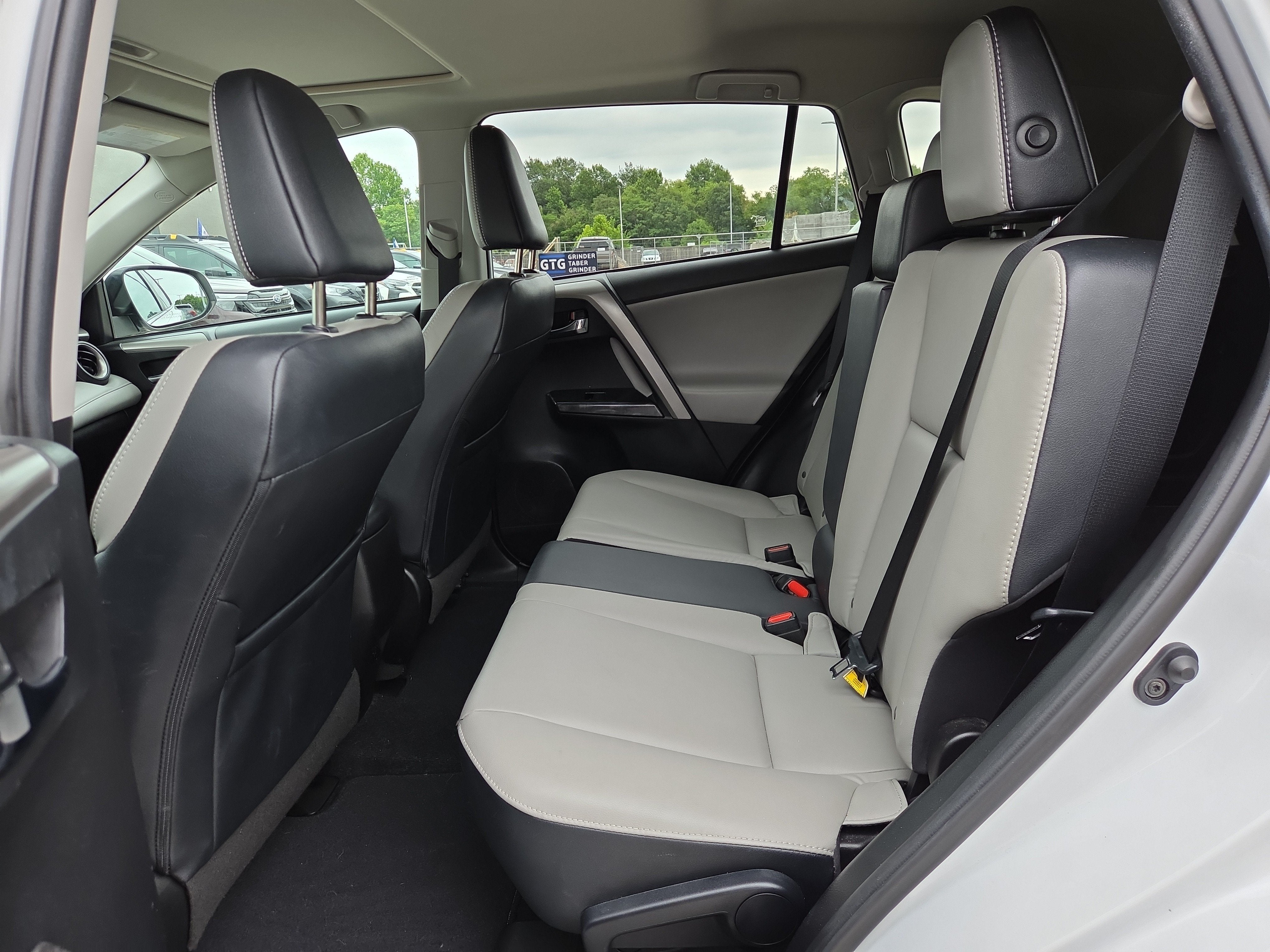 2018 Toyota RAV4 Platinum