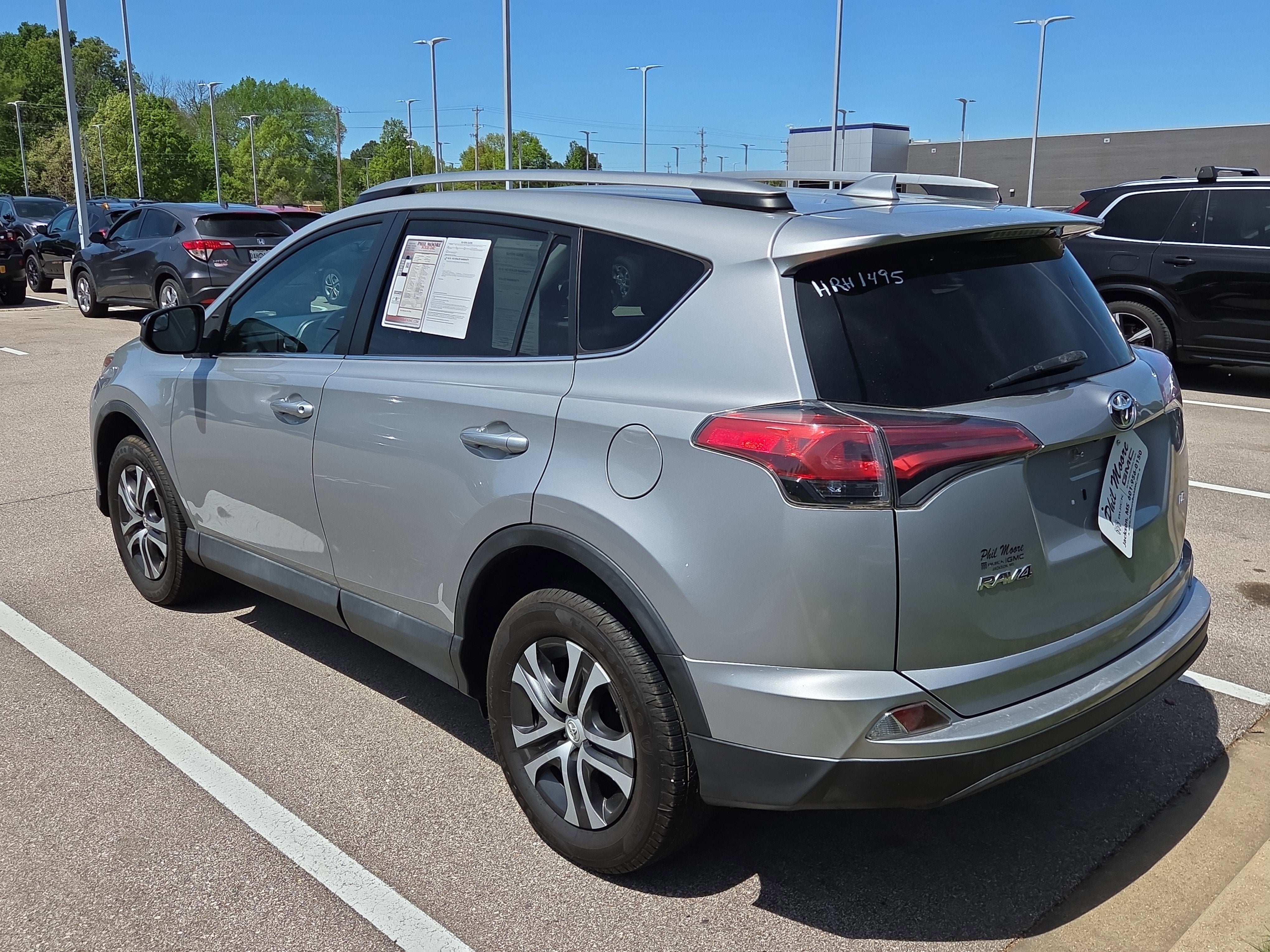 2018 Toyota RAV4 LE
