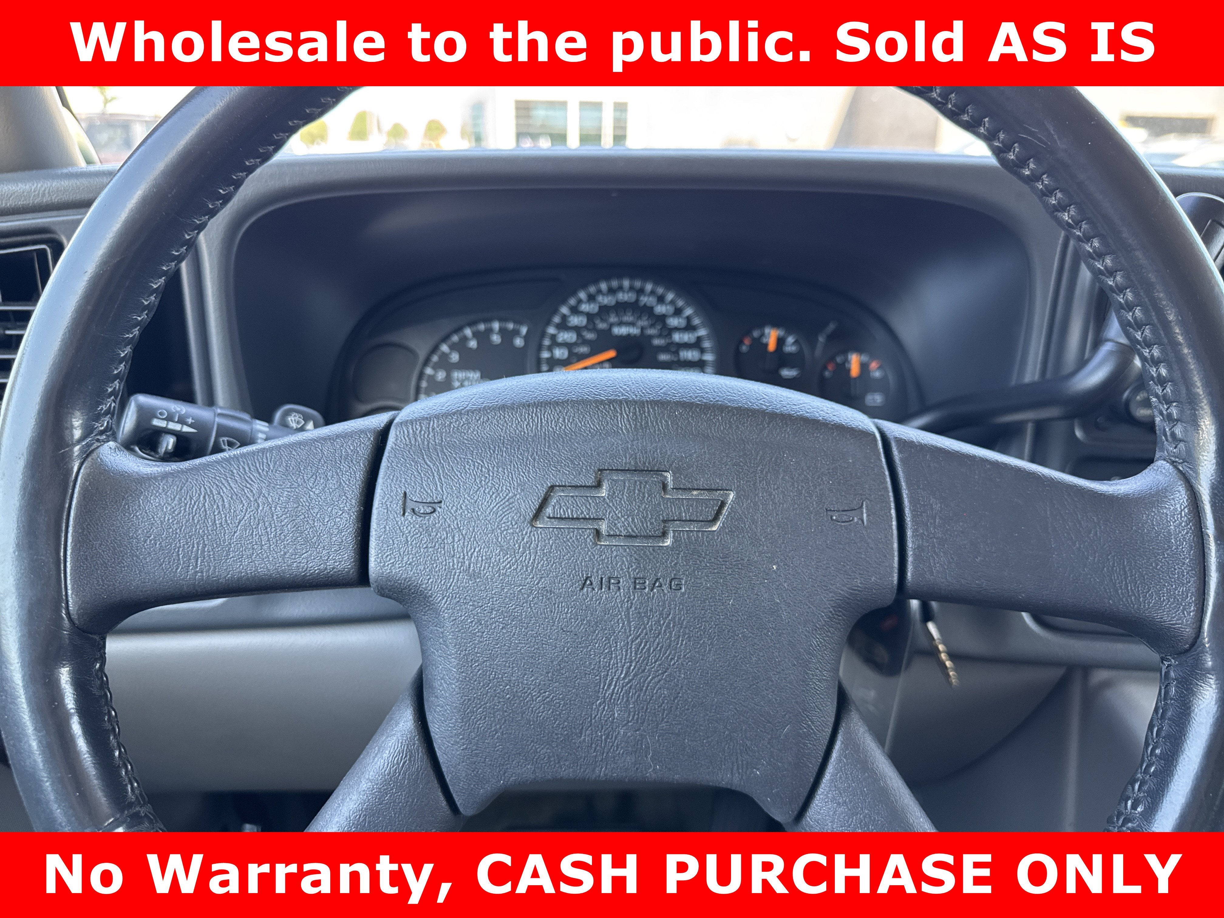 2004 Chevrolet Suburban LS