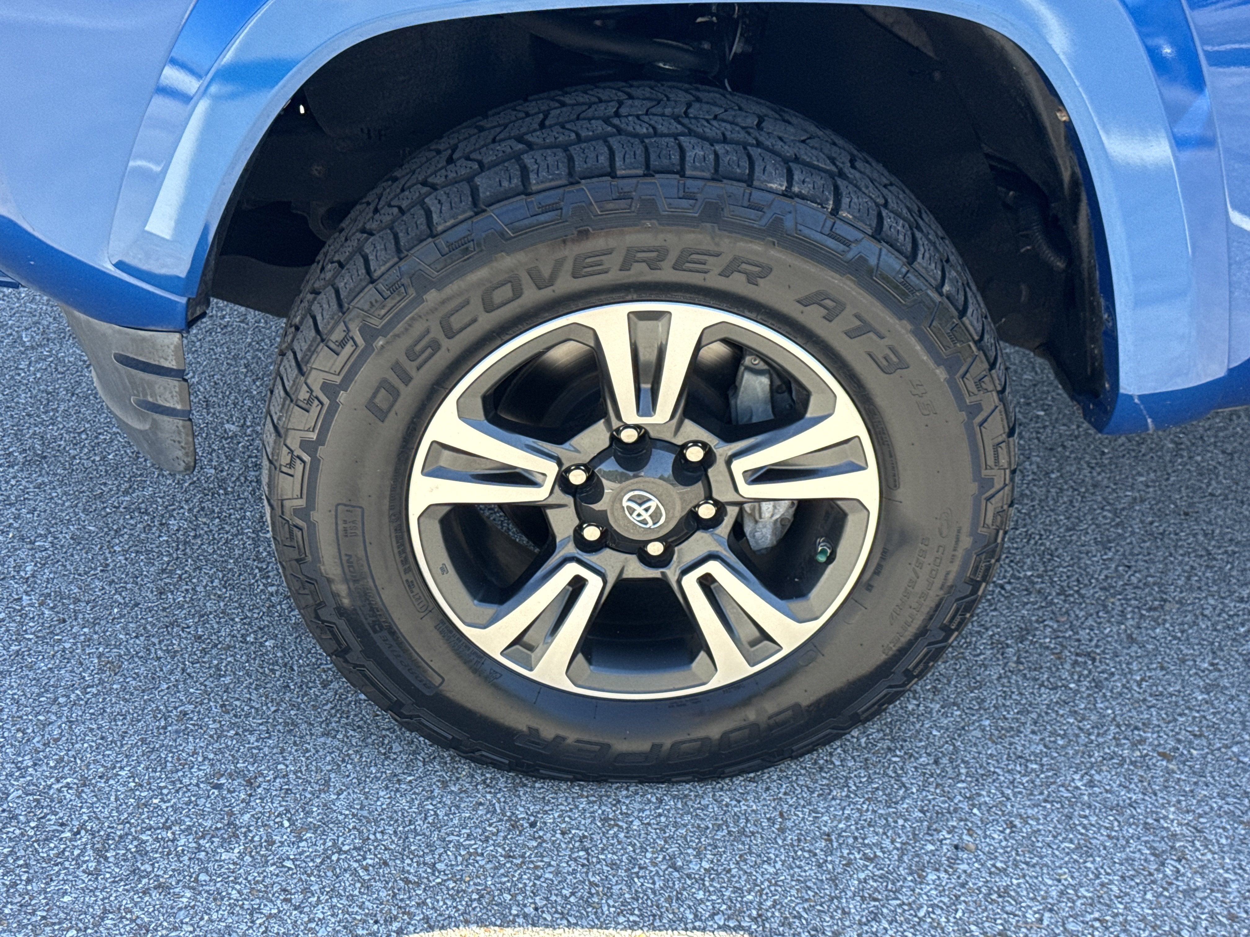 2018 Toyota Tacoma TRD Sport