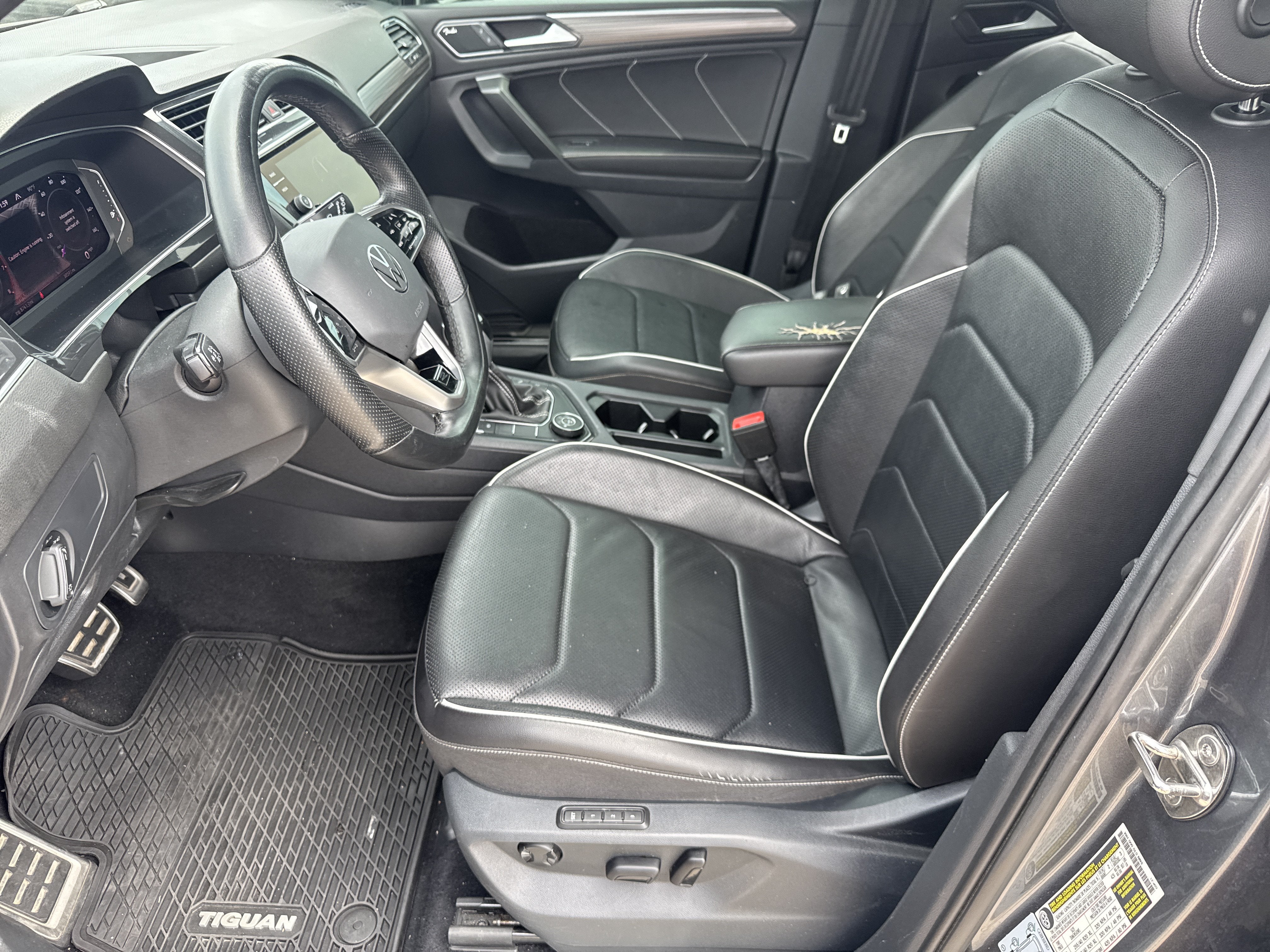 2022 Volkswagen Tiguan SEL R-Line