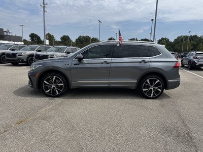 2022 Volkswagen Tiguan SEL R-Line