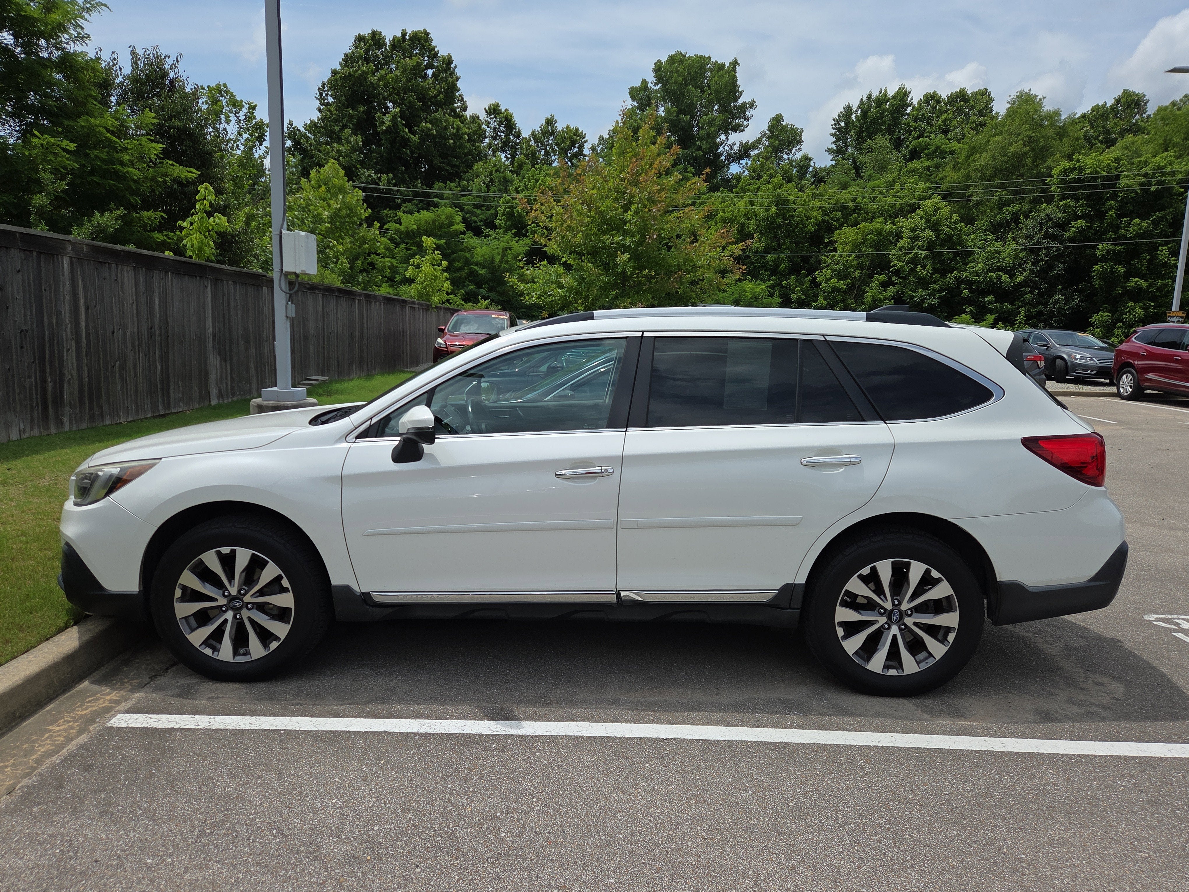 2019 Subaru Outback Touring