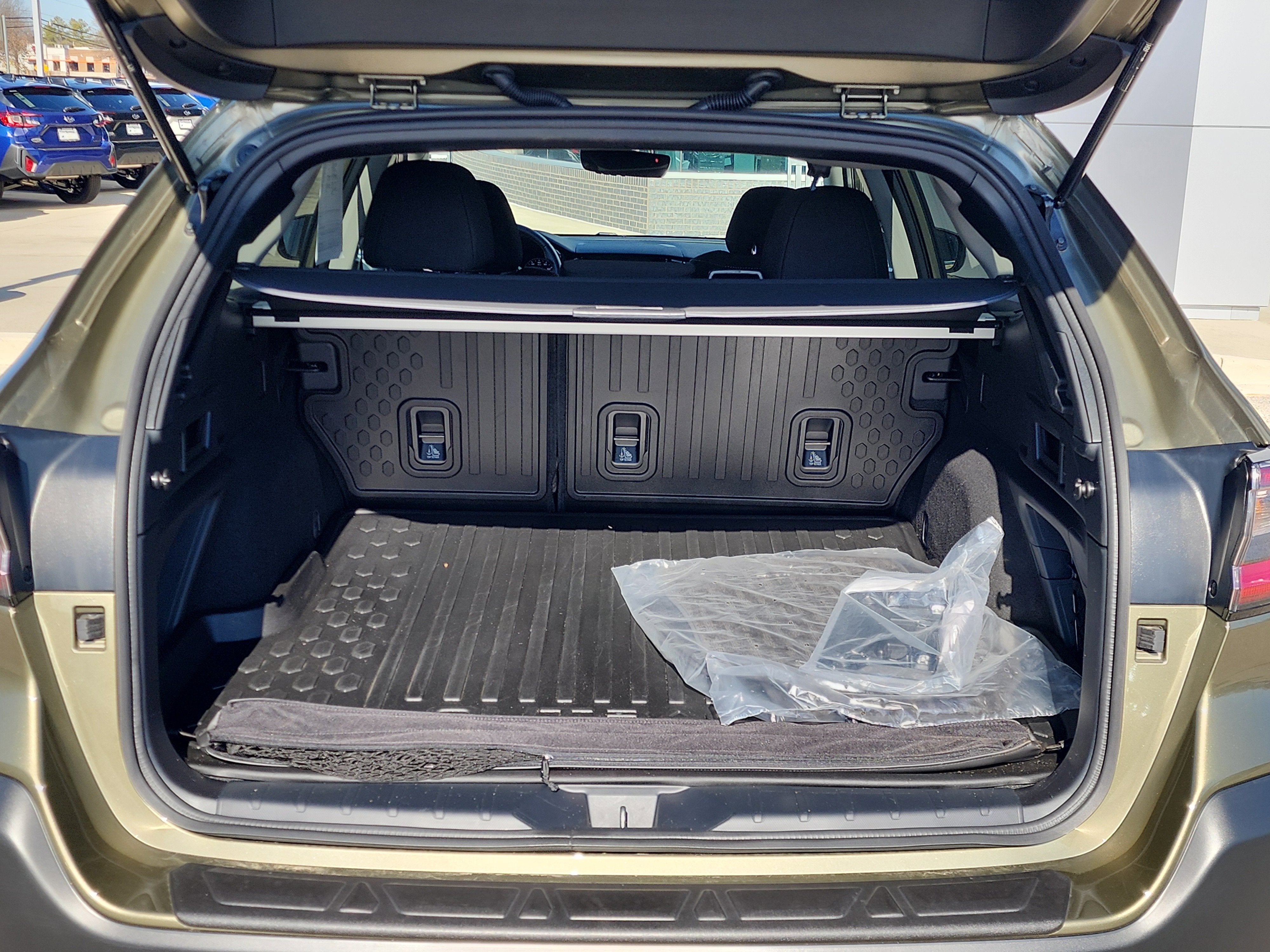 2025 Subaru Outback Premium