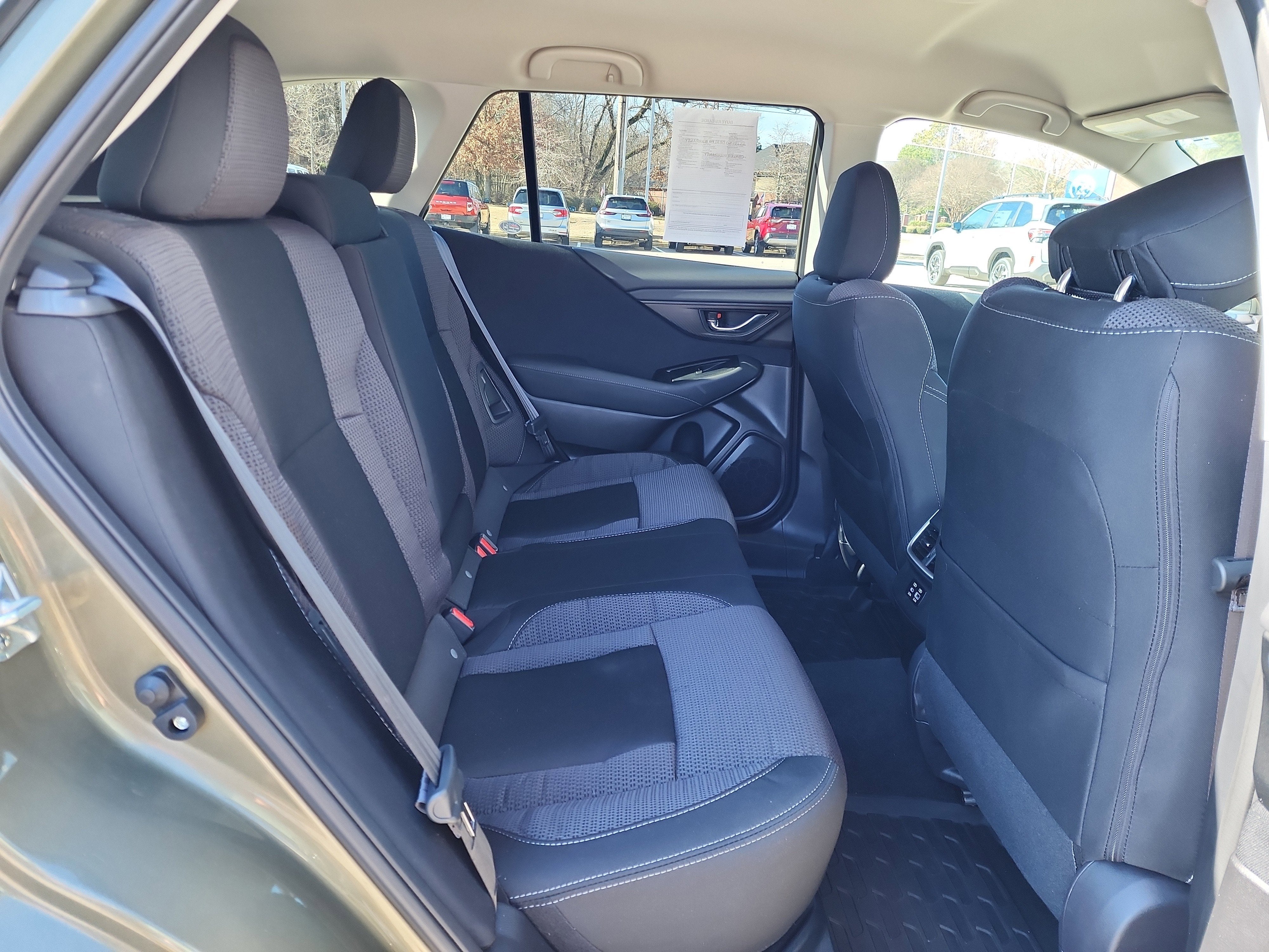 2025 Subaru Outback Premium