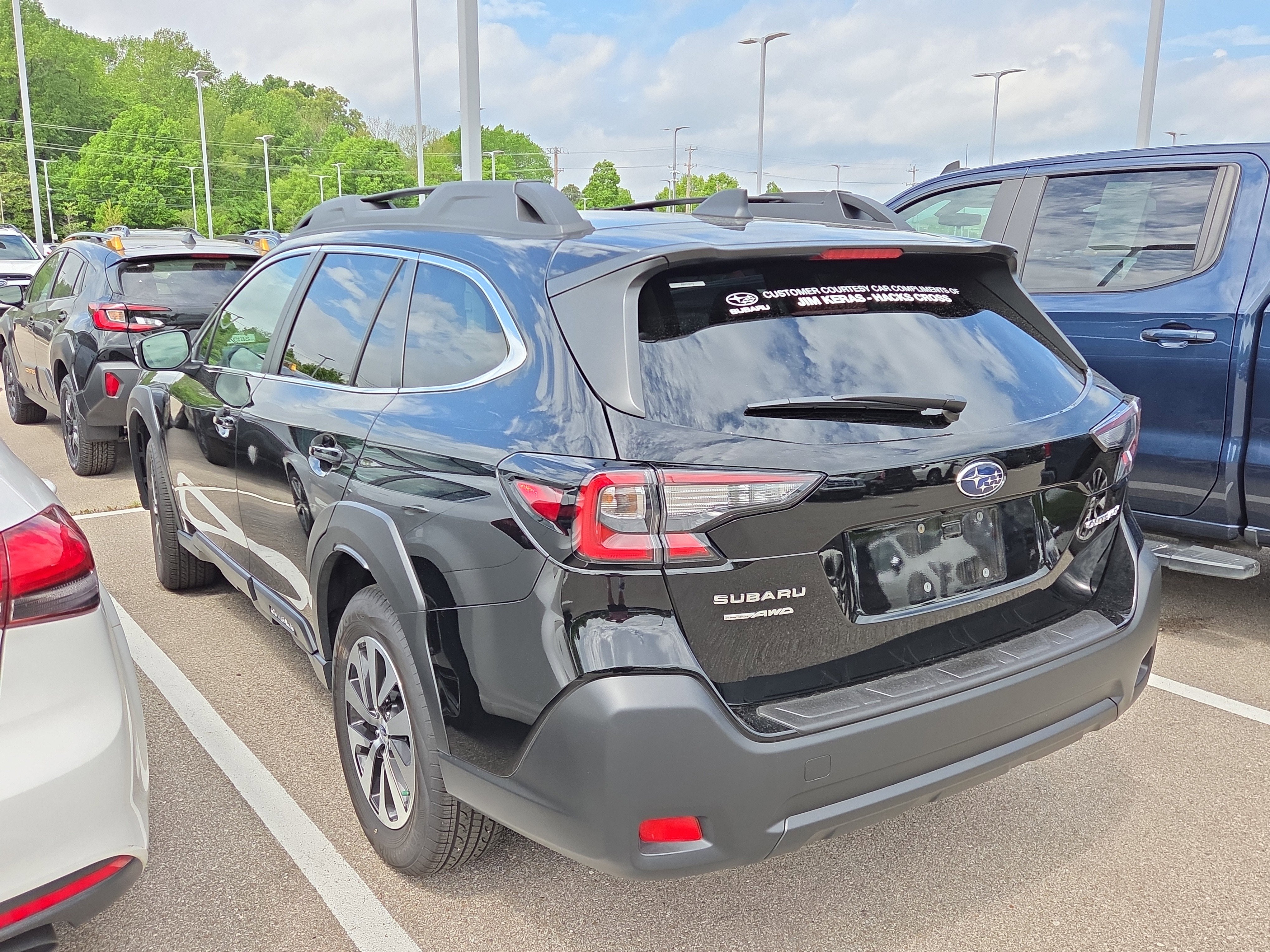 2025 Subaru Outback Premium