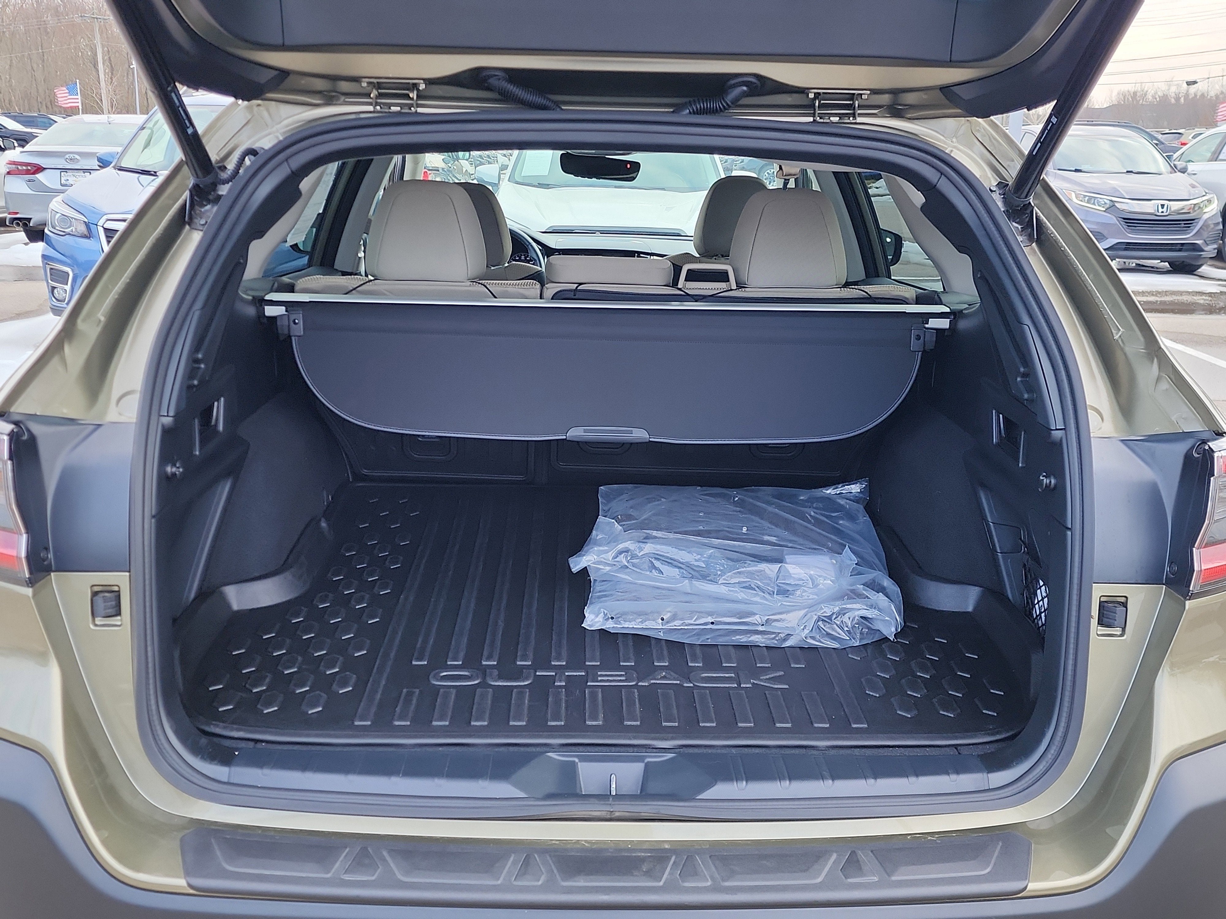 2025 Subaru Outback Premium