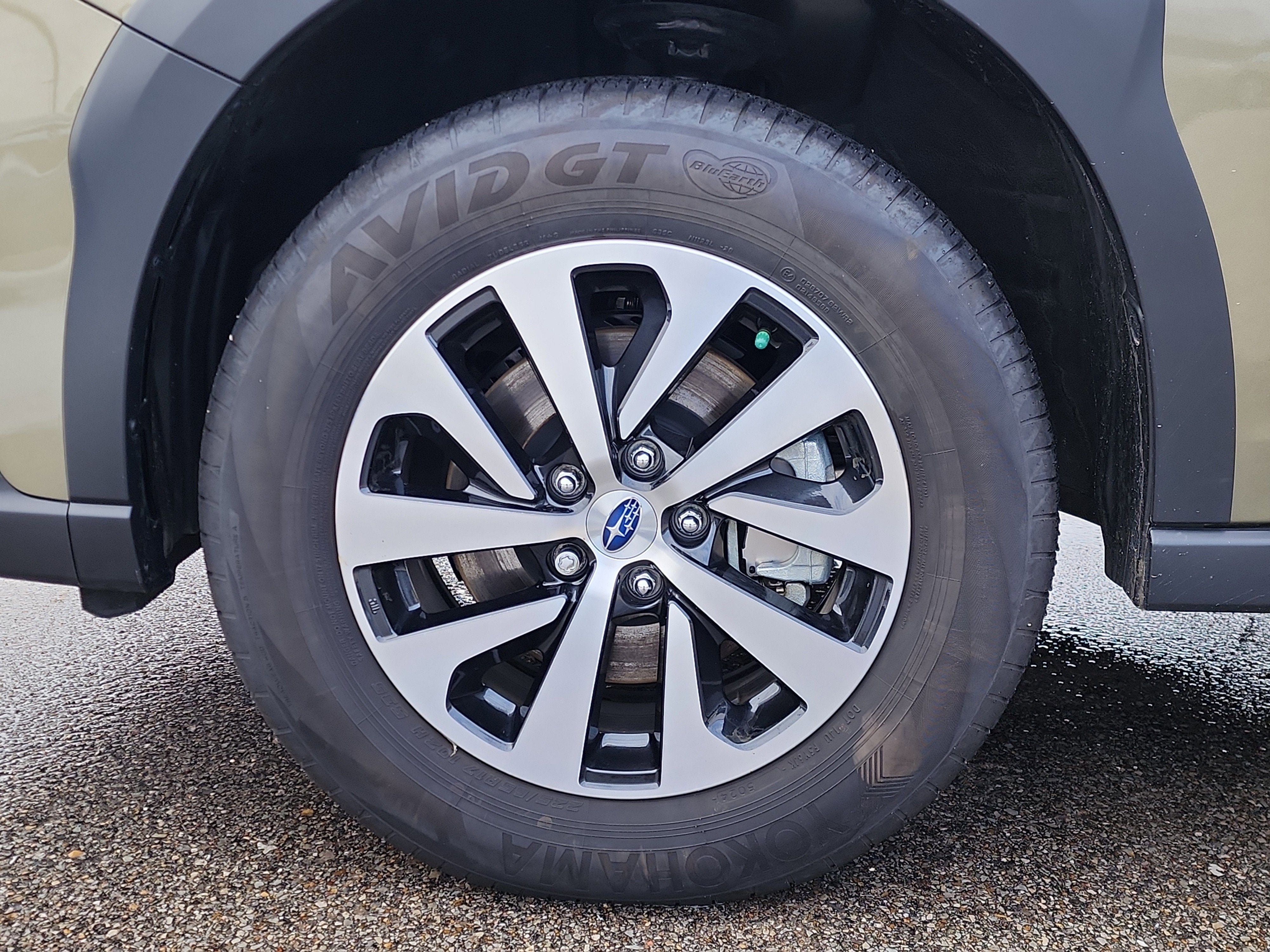 2025 Subaru Outback Premium