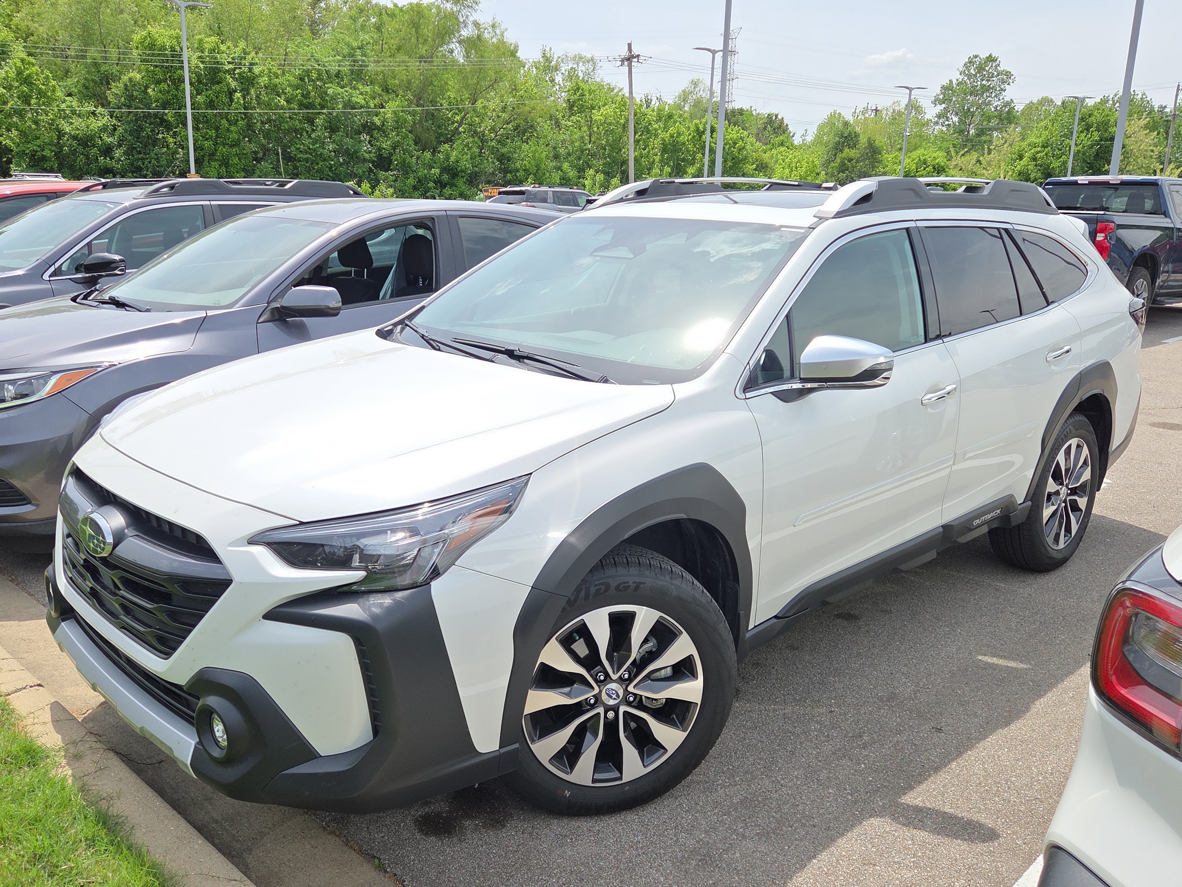 2025 Subaru Outback Touring