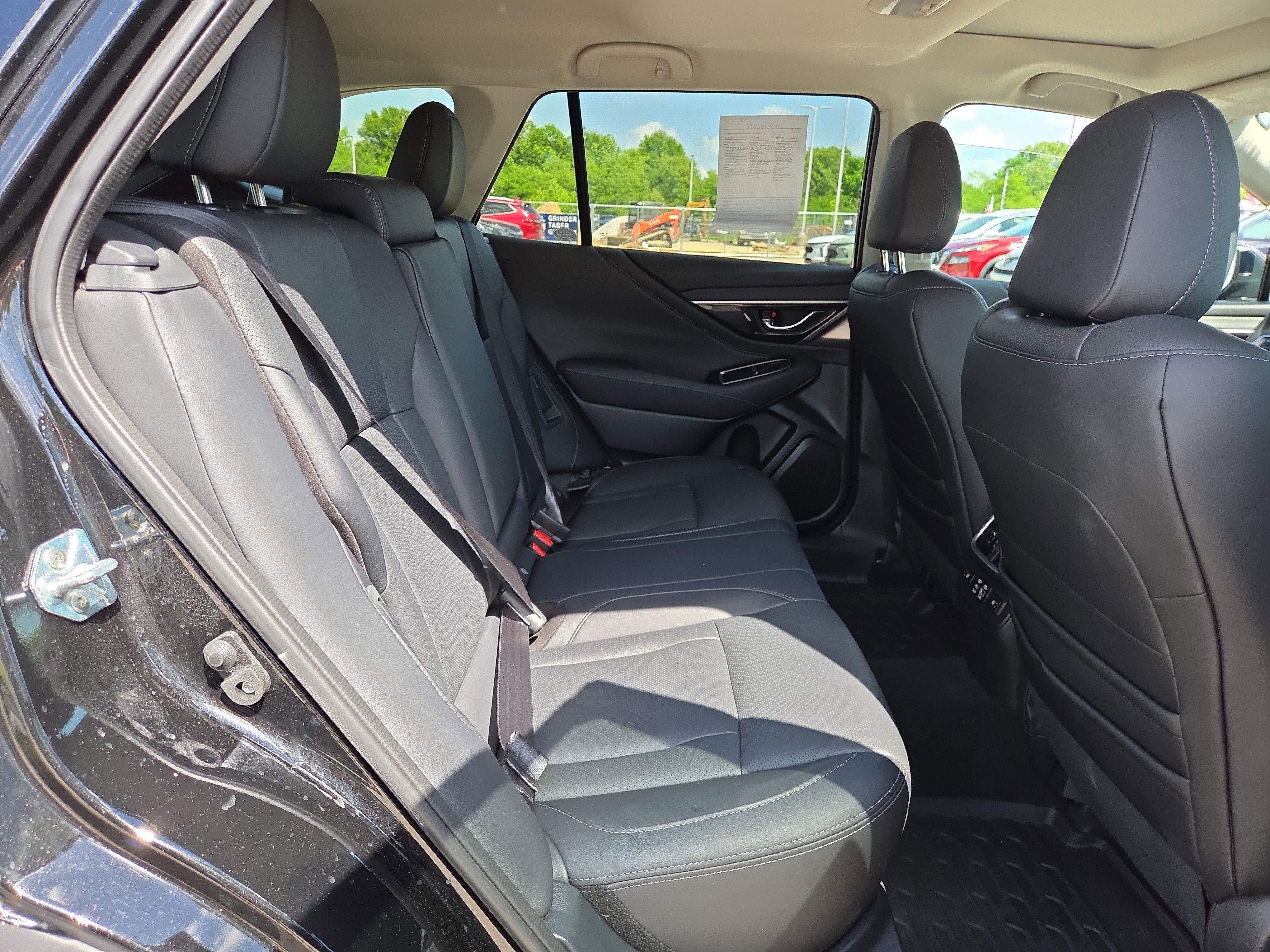 2025 Subaru Outback Touring XT