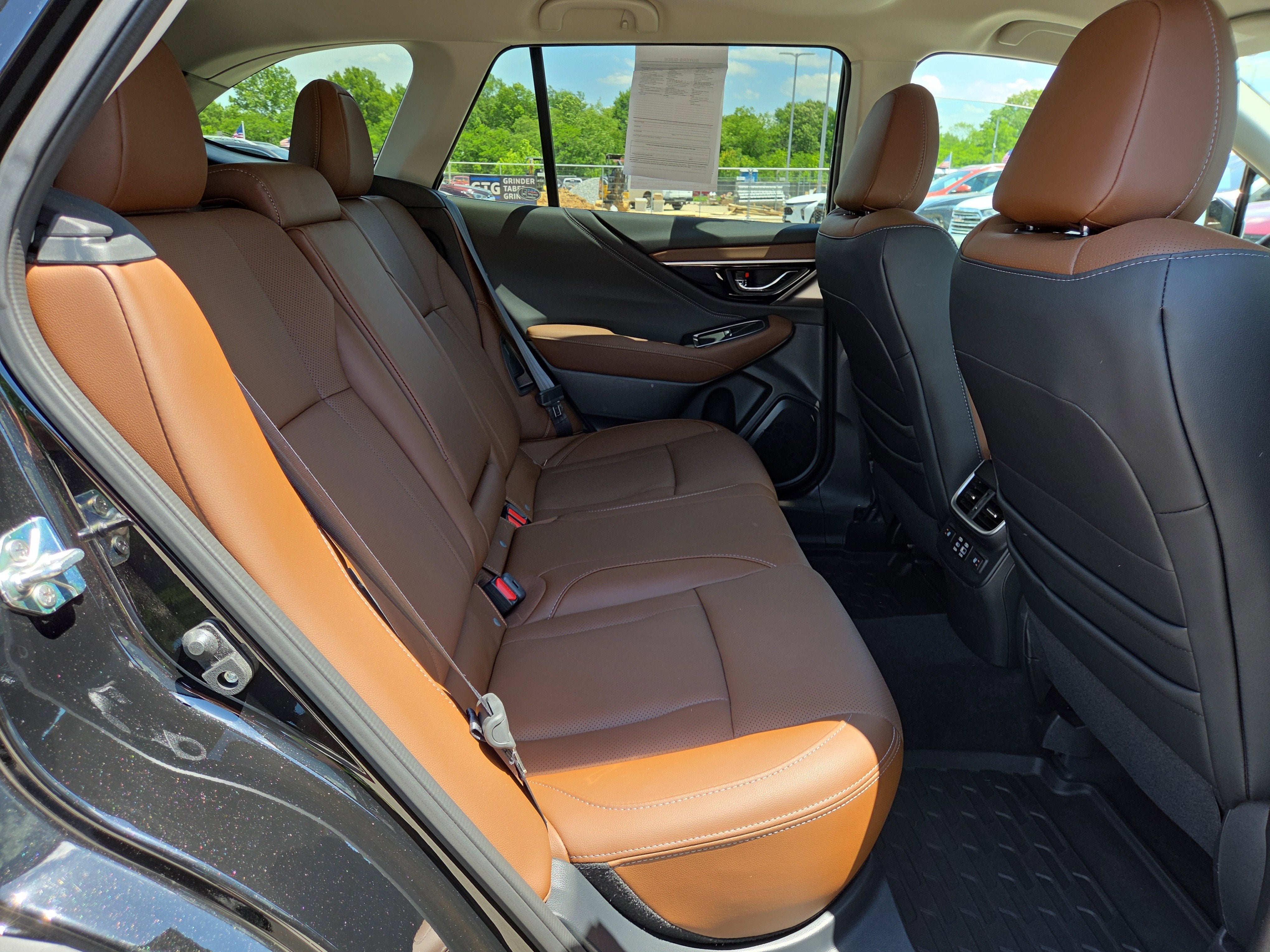 2025 Subaru Outback Touring XT