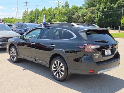 2025 Subaru Outback Touring XT