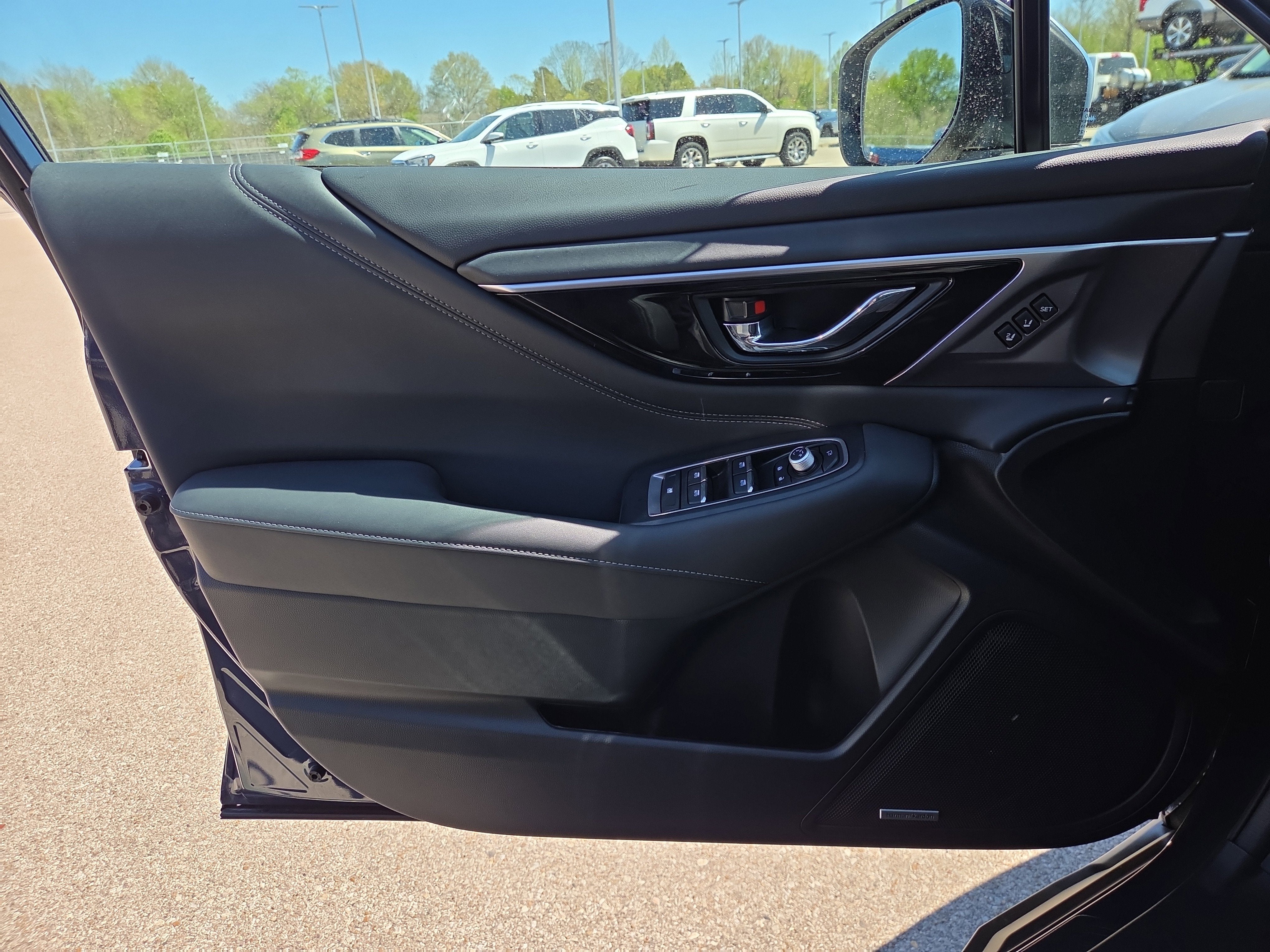 2025 Subaru Outback Touring XT