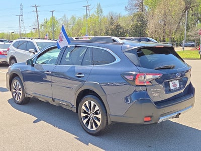 2025 Subaru Outback Touring XT