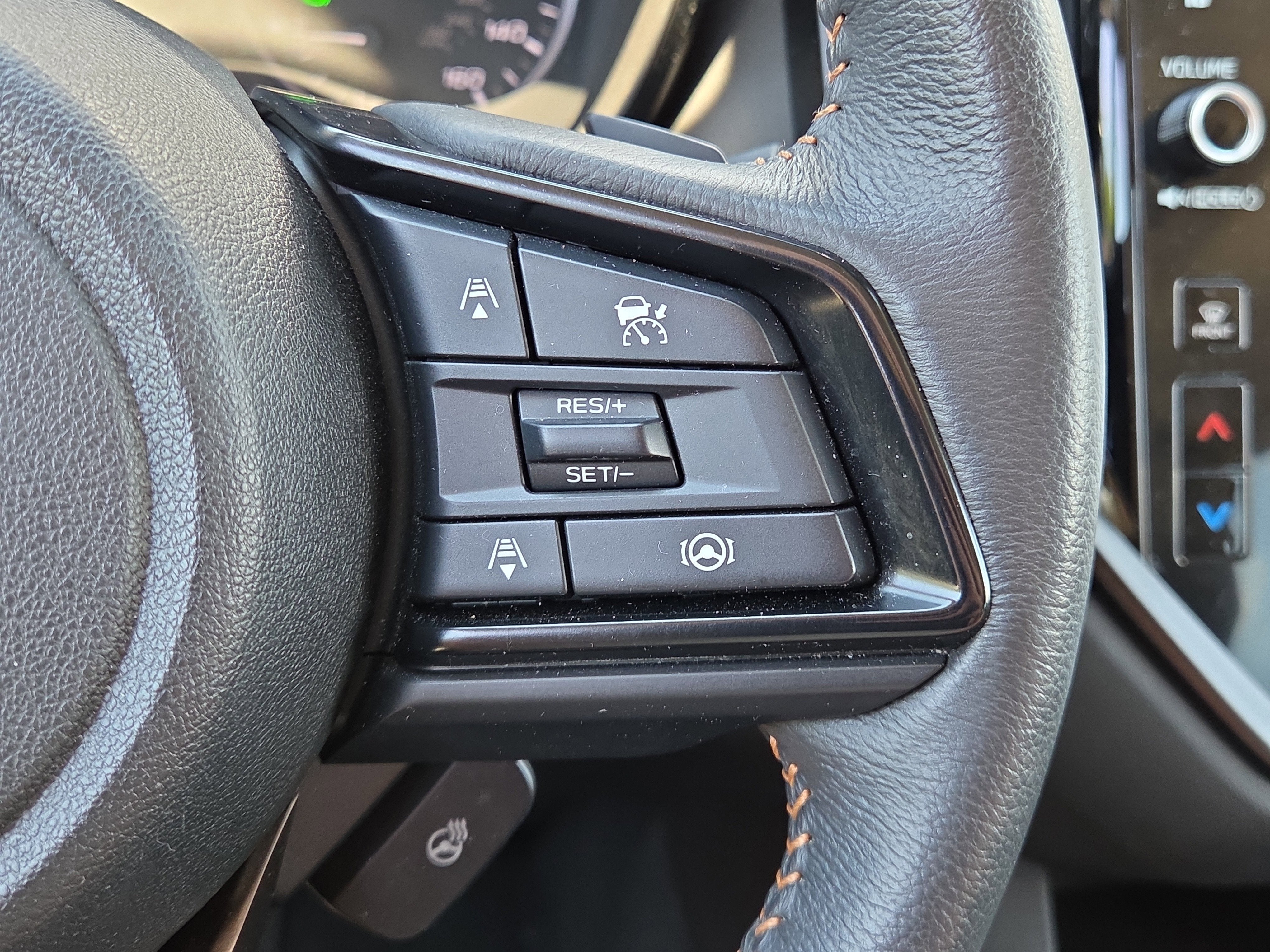 2025 Subaru Ascent Limited Bronze Edition