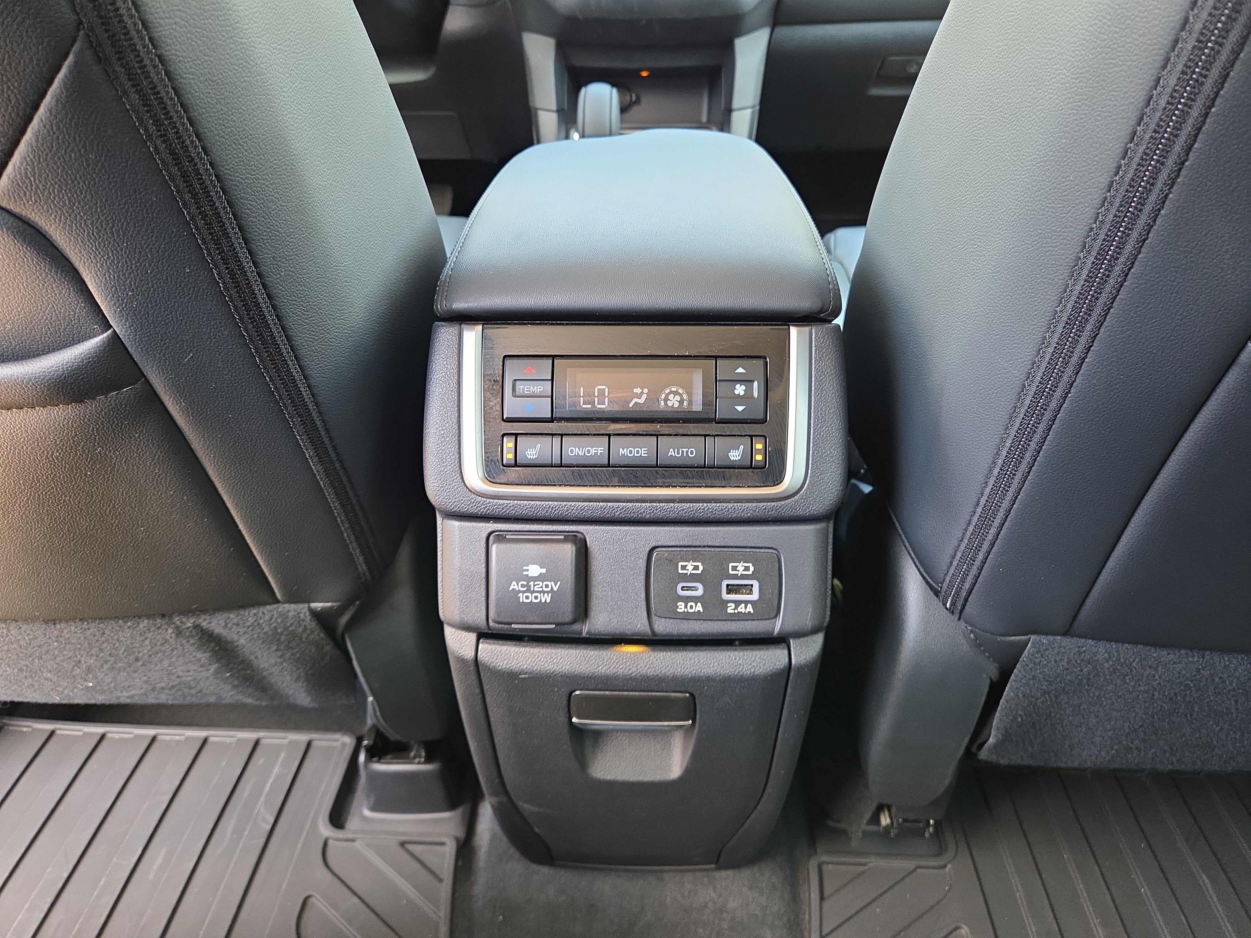 2025 Subaru Ascent Onyx Edition Touring