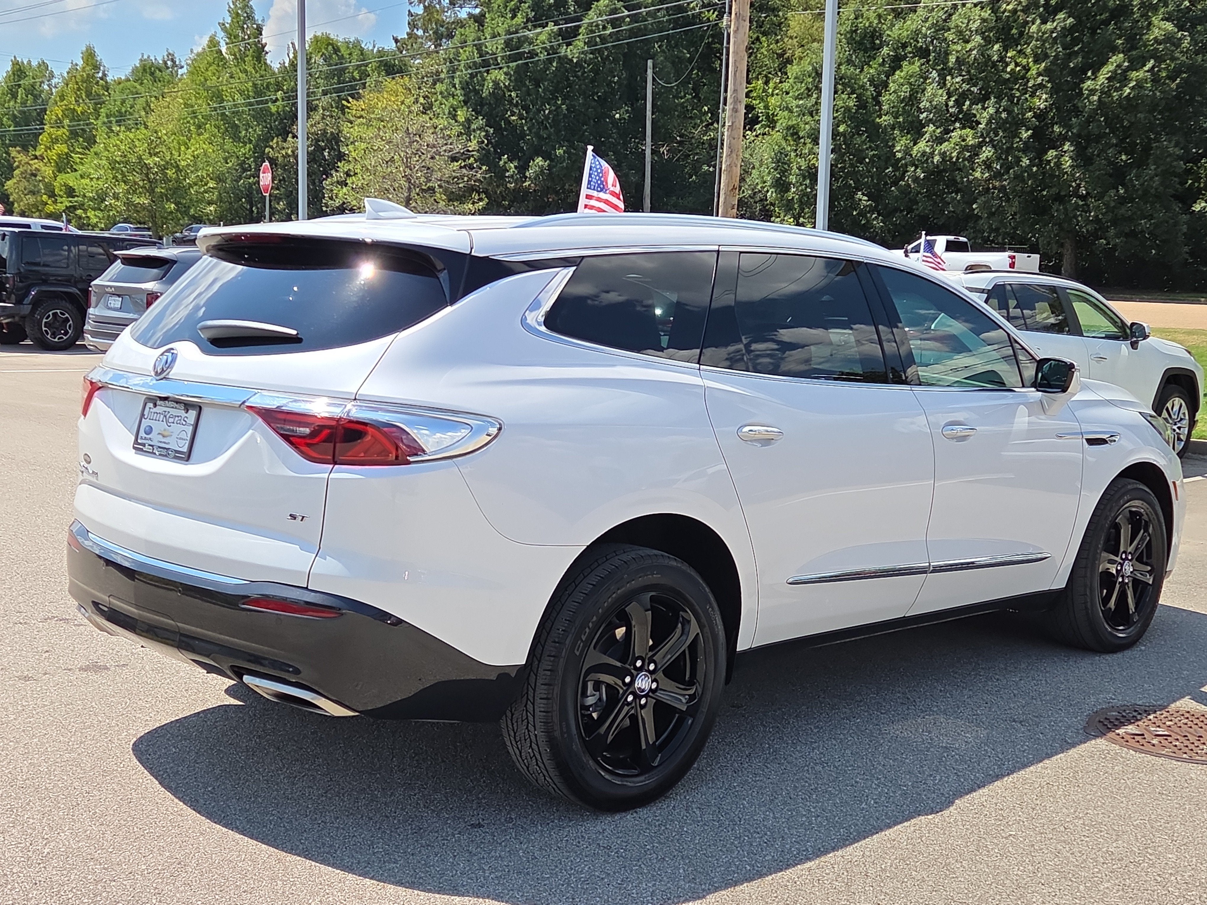 2023 Buick Enclave Essence