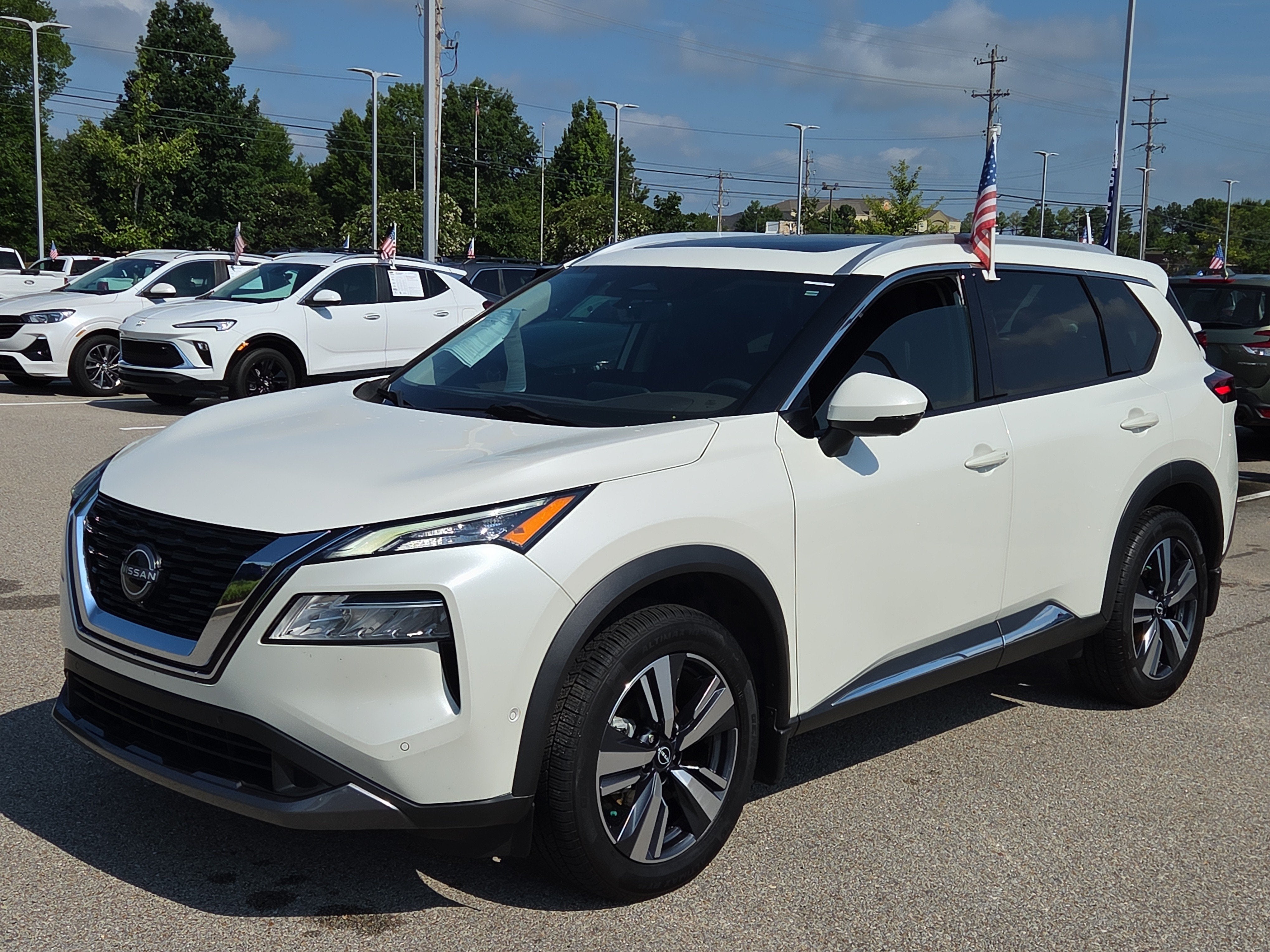 2023 Nissan Rogue SL