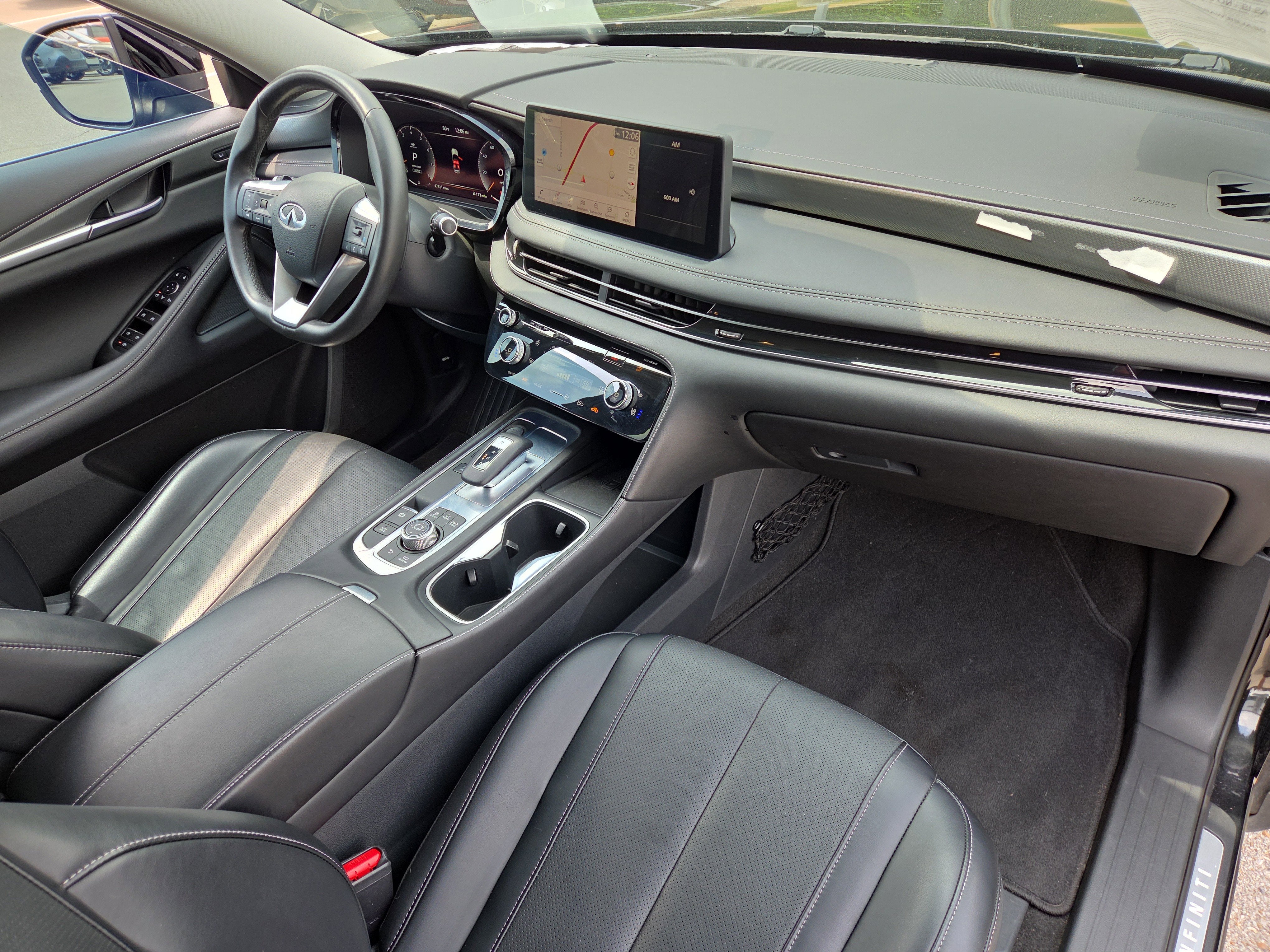 2023 INFINITI QX60 LUXE