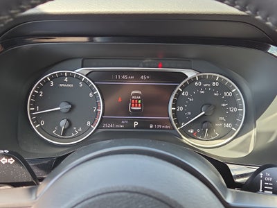 2025 Nissan Pathfinder SV