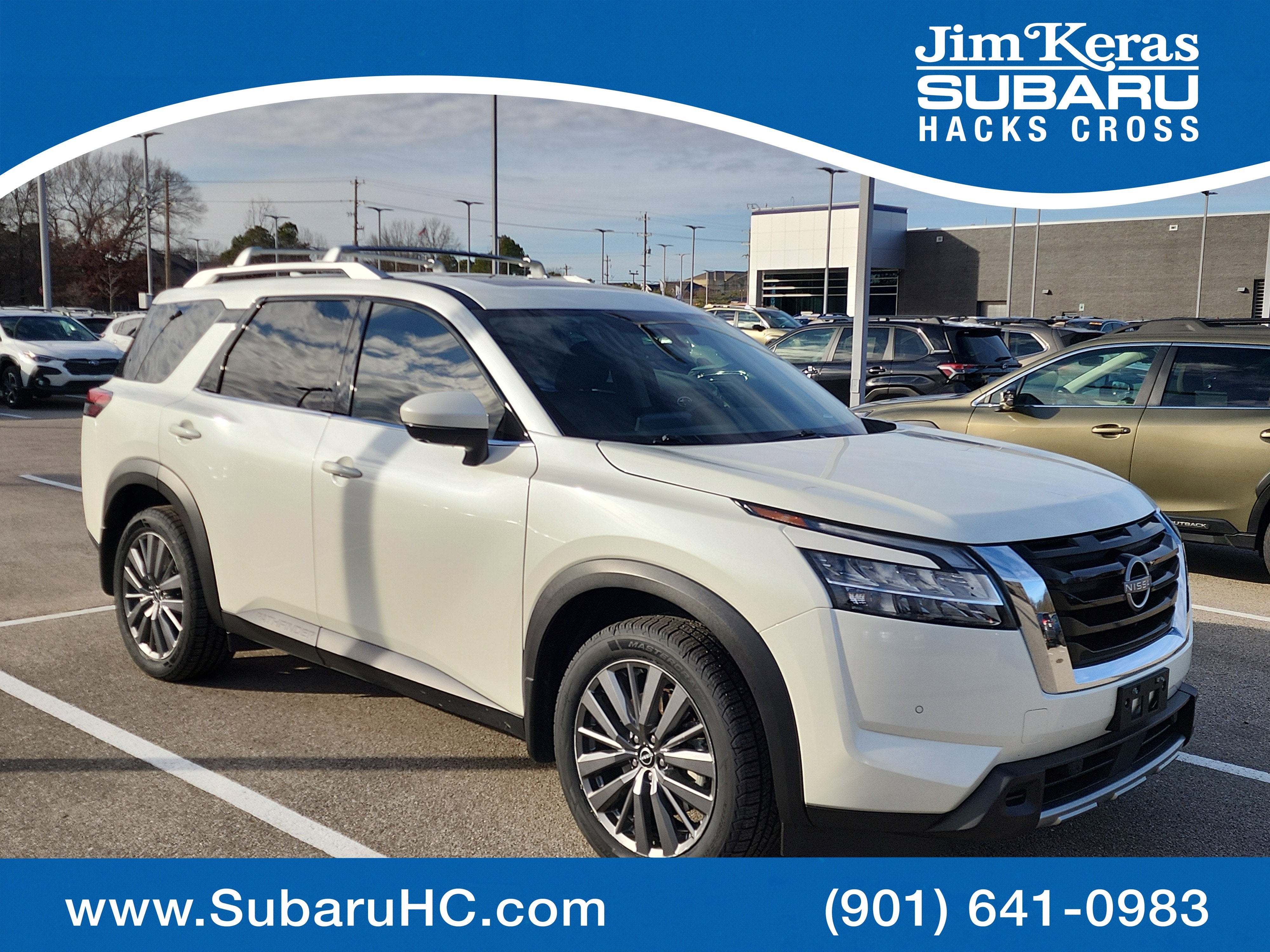 2024 Nissan Pathfinder SL