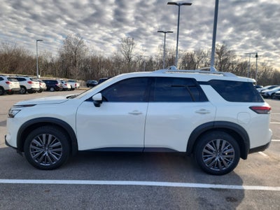2024 Nissan Pathfinder SL