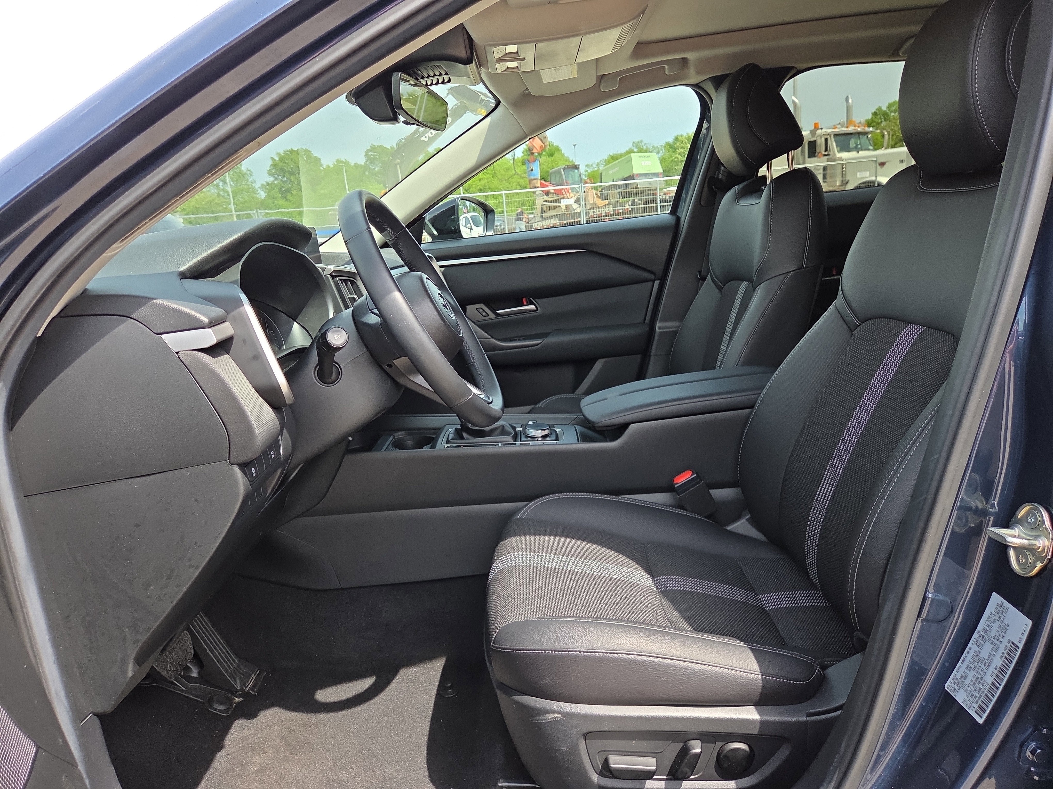 2025 Mazda Mazda CX-50 2.5 S Premium Package