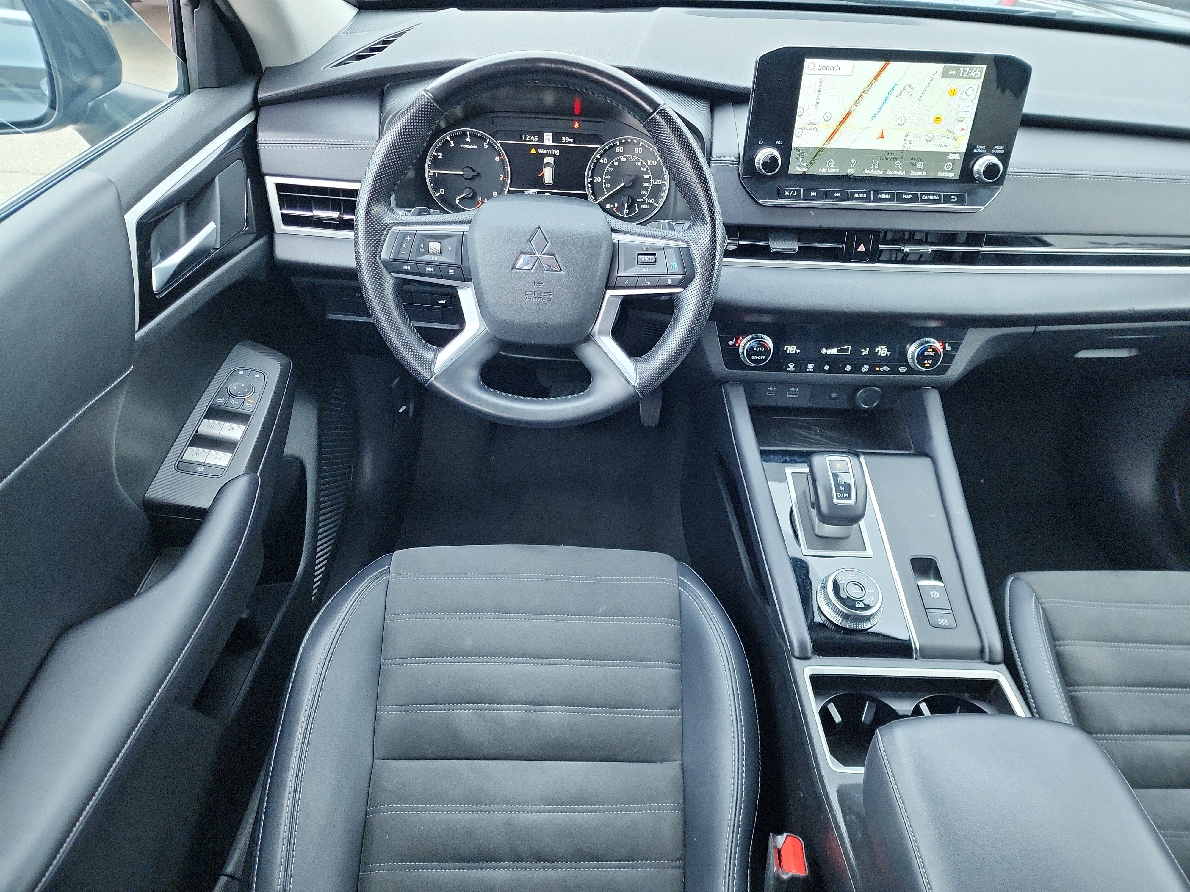 2024 Mitsubishi Outlander SE