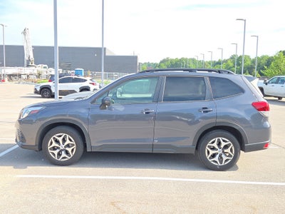 2024 Subaru Forester Premium