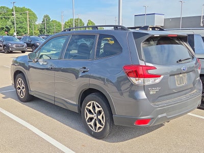 2024 Subaru Forester Premium