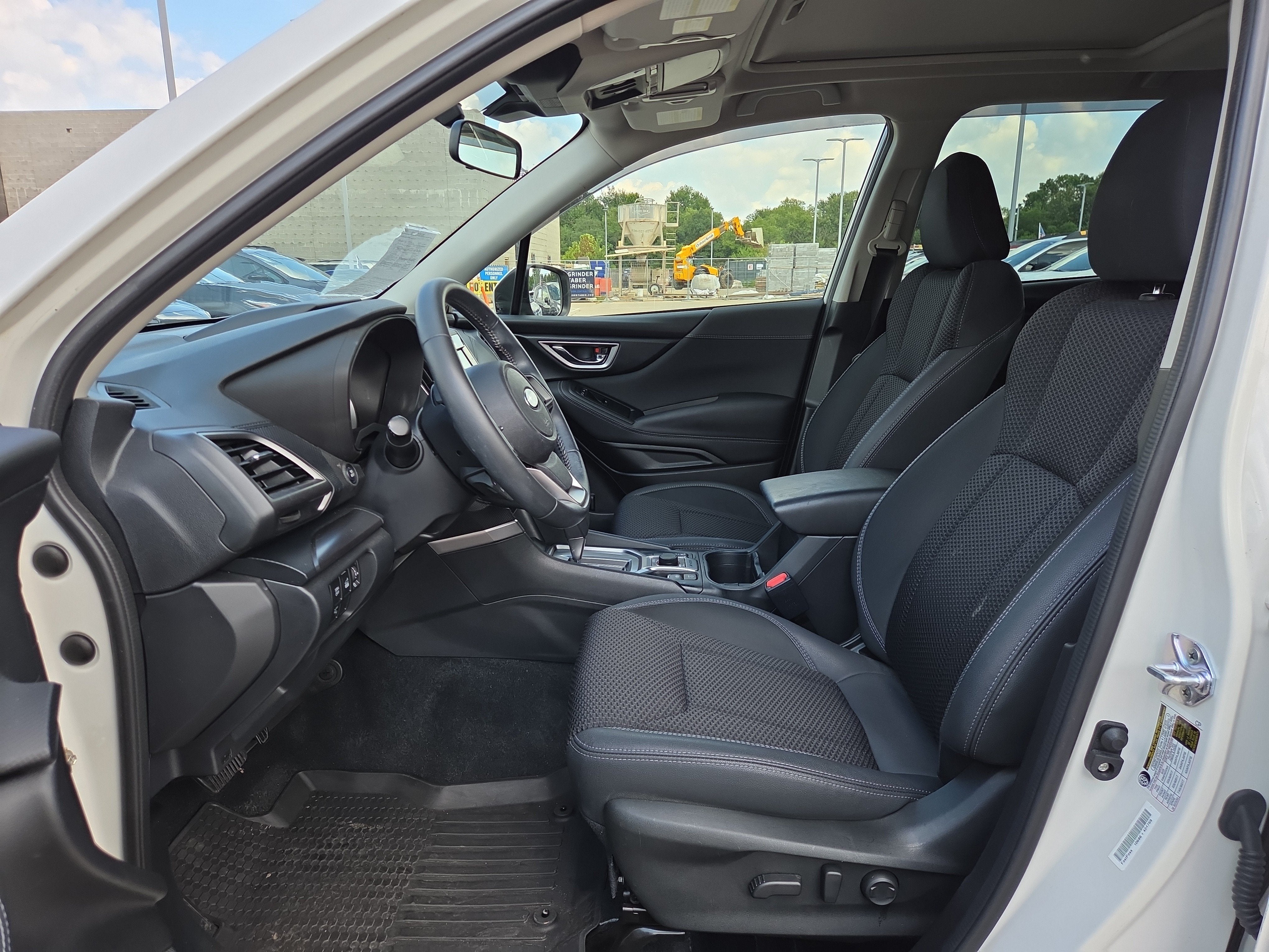 2023 Subaru Forester Premium