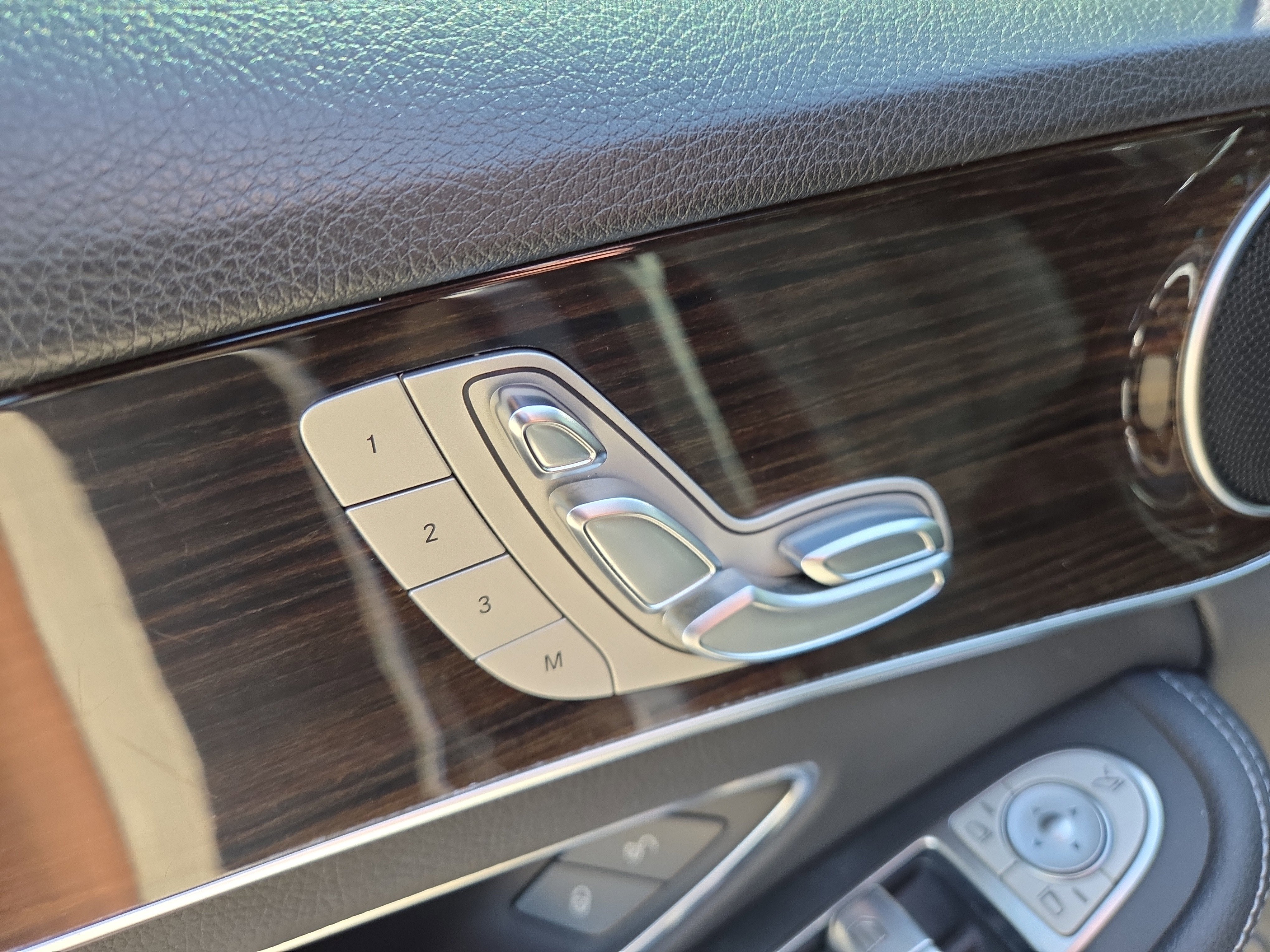 2020 Mercedes-Benz C 300 C 300
