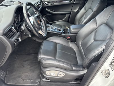 2018 Porsche Macan AWD