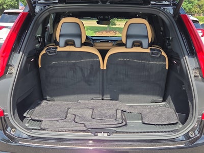 2024 Volvo XC90 Ultimate Bright Theme