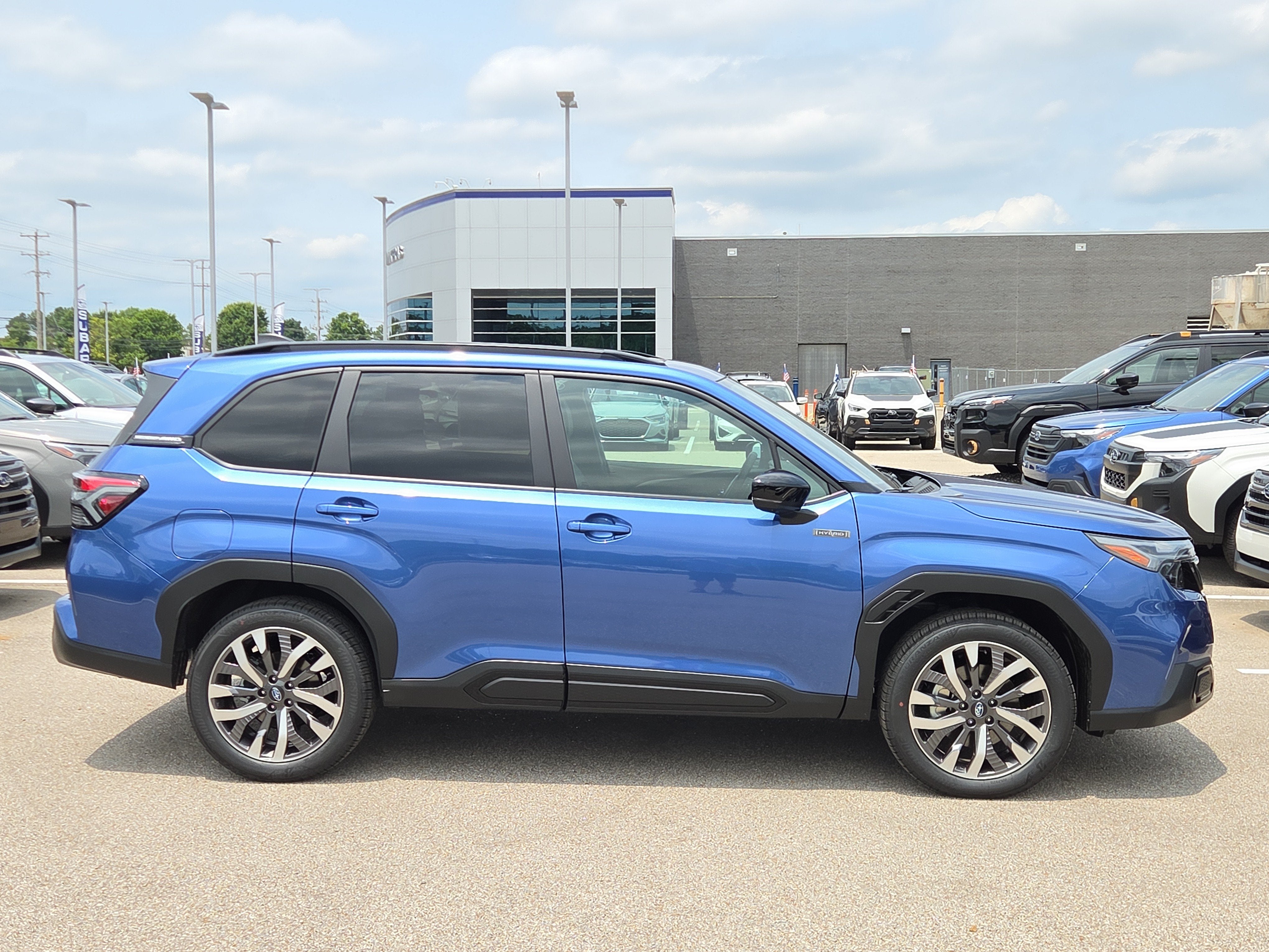 2026 Subaru FORESTER Touring Hybrid