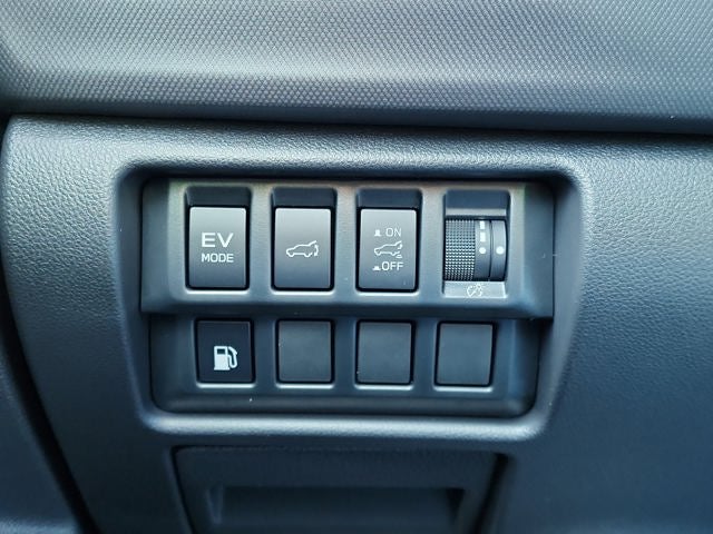 2025 Subaru FORESTER Limited Hybrid