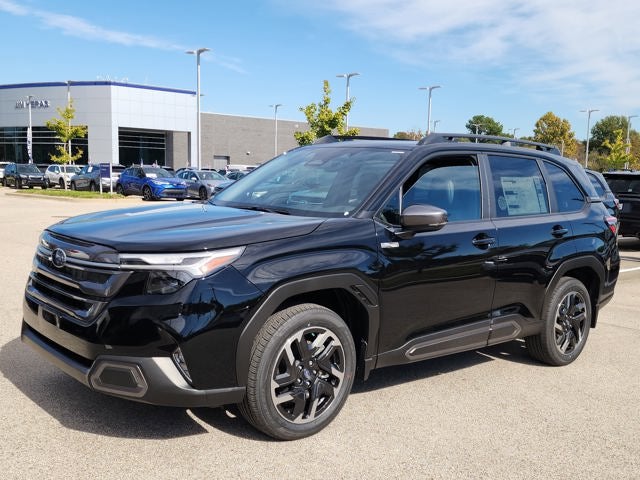 2025 Subaru FORESTER Limited Hybrid